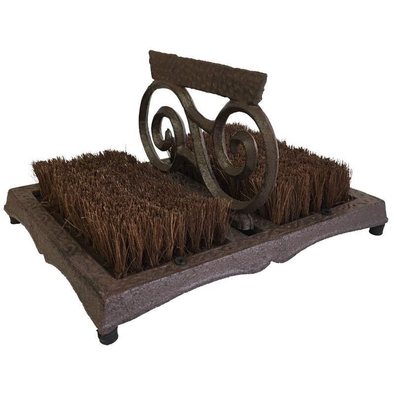 Grand gratte-pied avec brosse à chaussure en fonte (photo) Grand gratte-pied avec brosse à chaussure en fonte