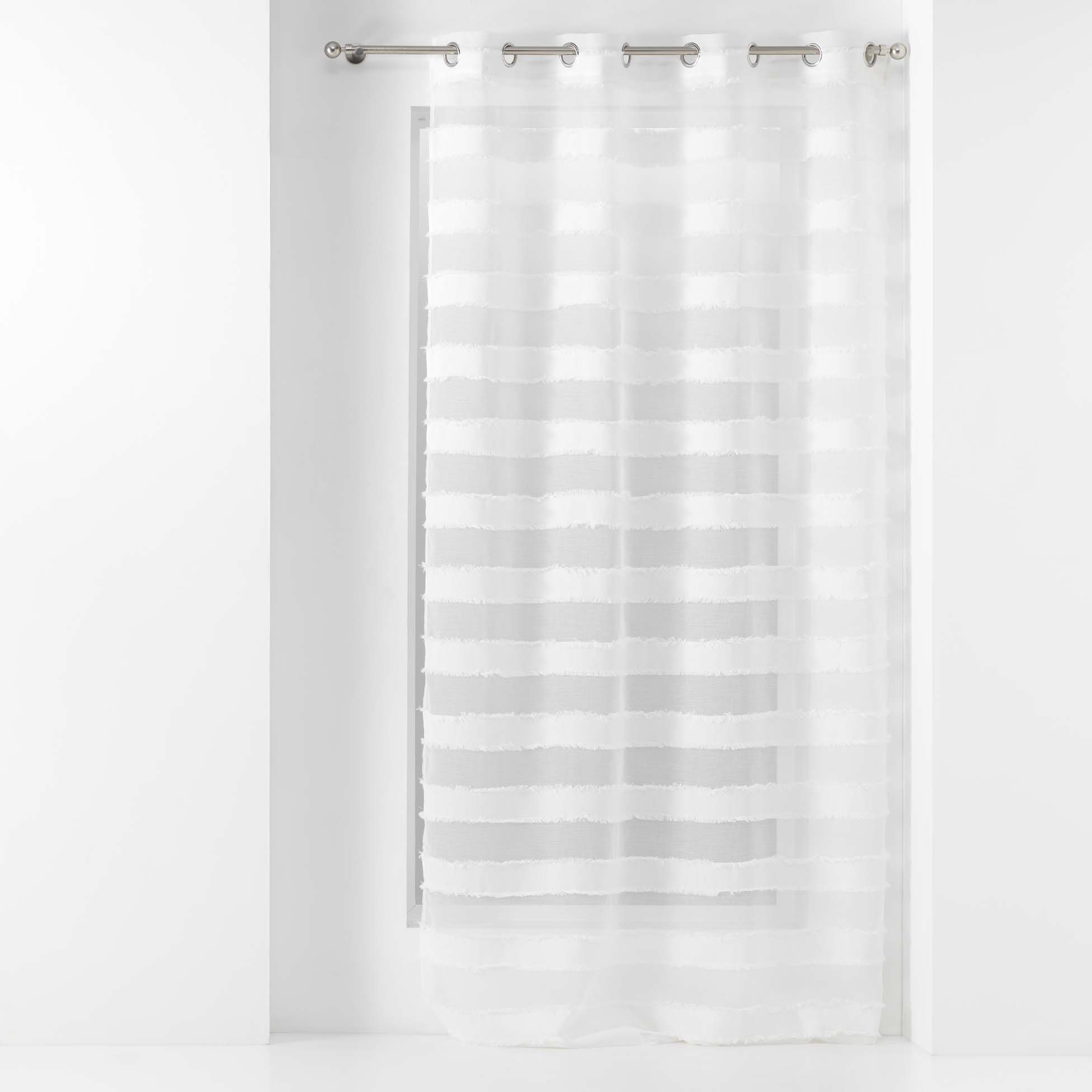 Voilage à œillets fils coupés polyester blanc 260x140 (photo) Voilage à œillets fils coupés polyester blanc 260x140