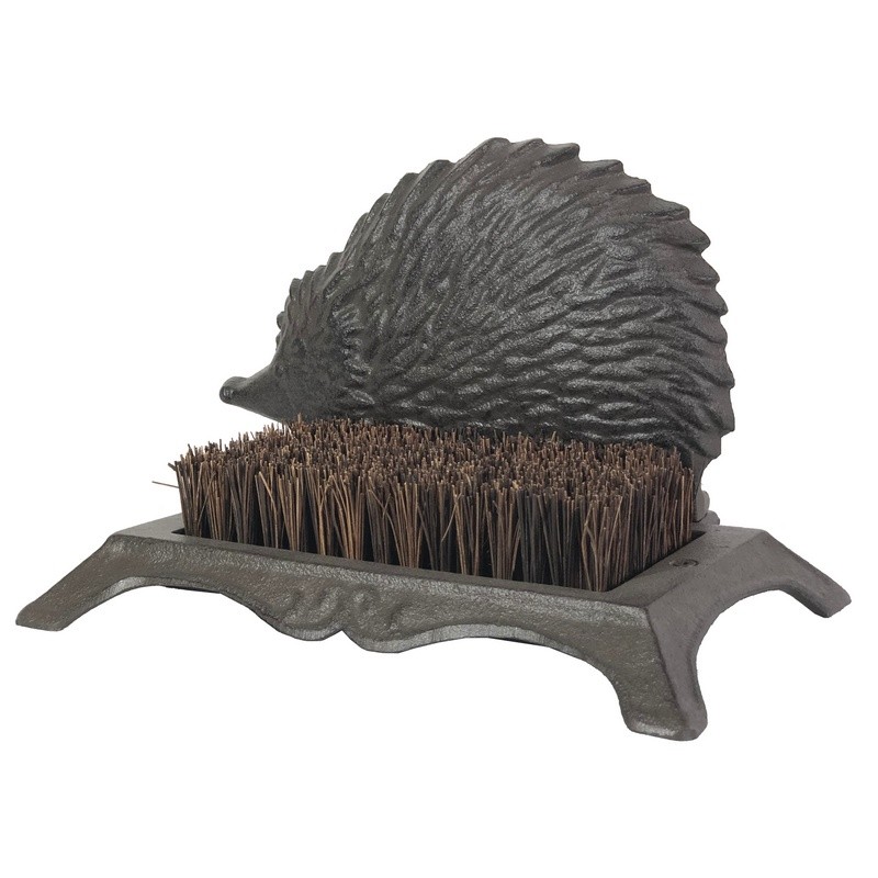 Gratte-pied avec brosse en fibres de coco hérisson en fonte (photo) Gratte-pied avec brosse en fibres de coco hérisson en fonte