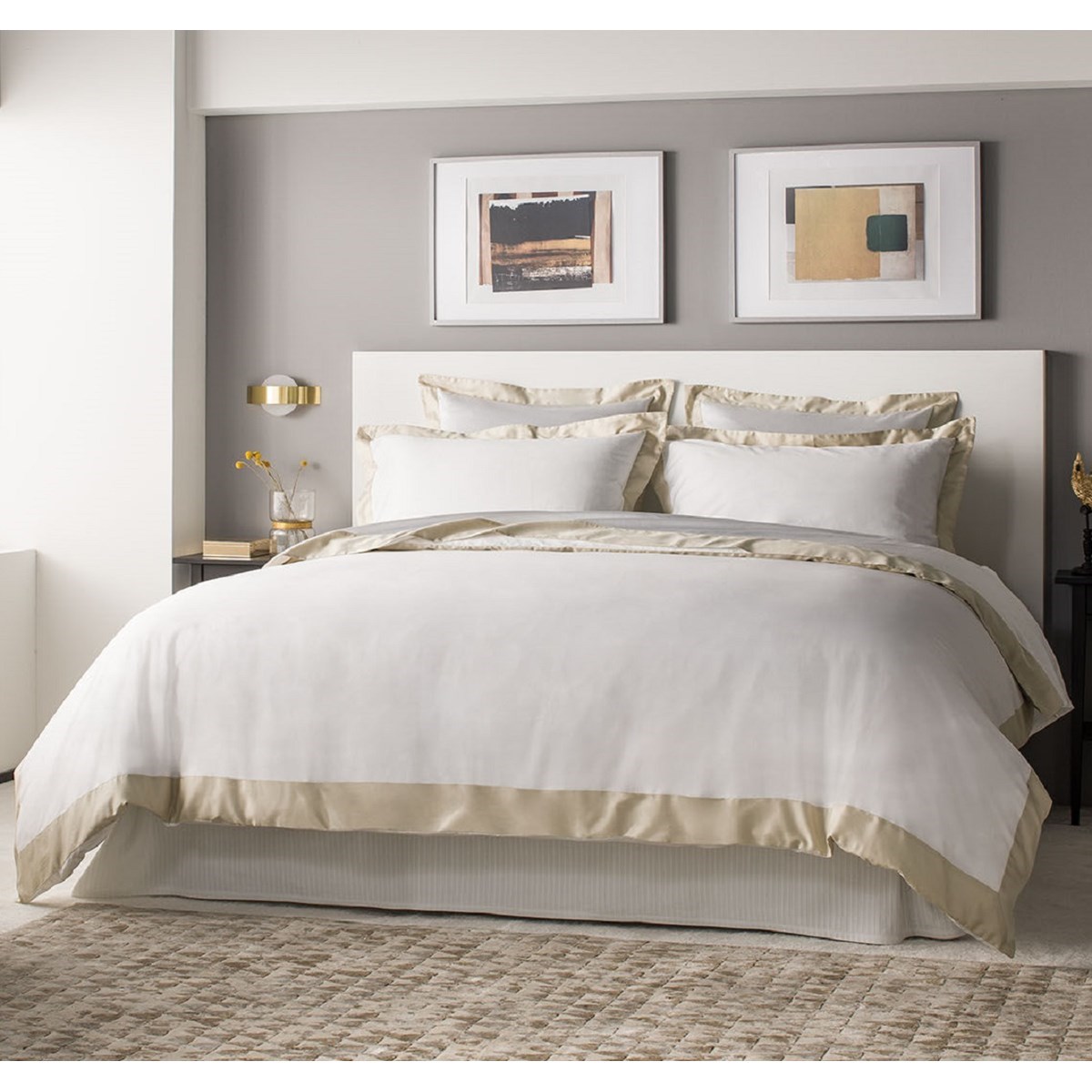 Drap plat luxe en Satin de coton Blanc 300x310 cm Drap plat luxe en Satin de coton Blanc 300x310 cm