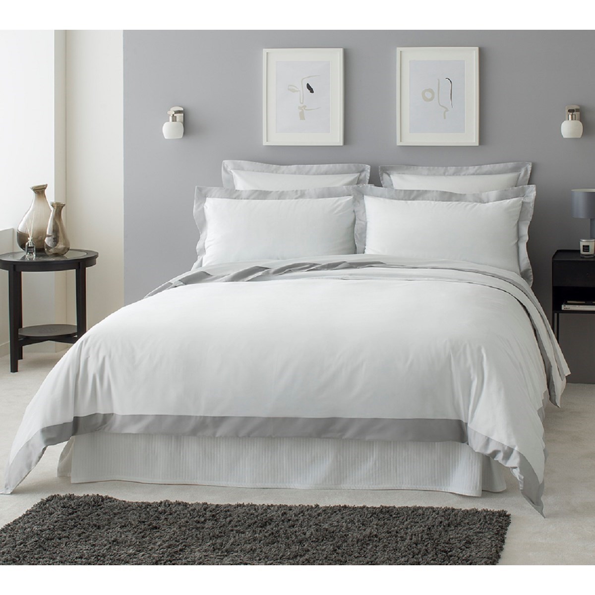 Drap plat luxe en Satin de coton Gris clair 270x310 cm (photo) Drap plat luxe en Satin de coton Gris clair 270x310 cm