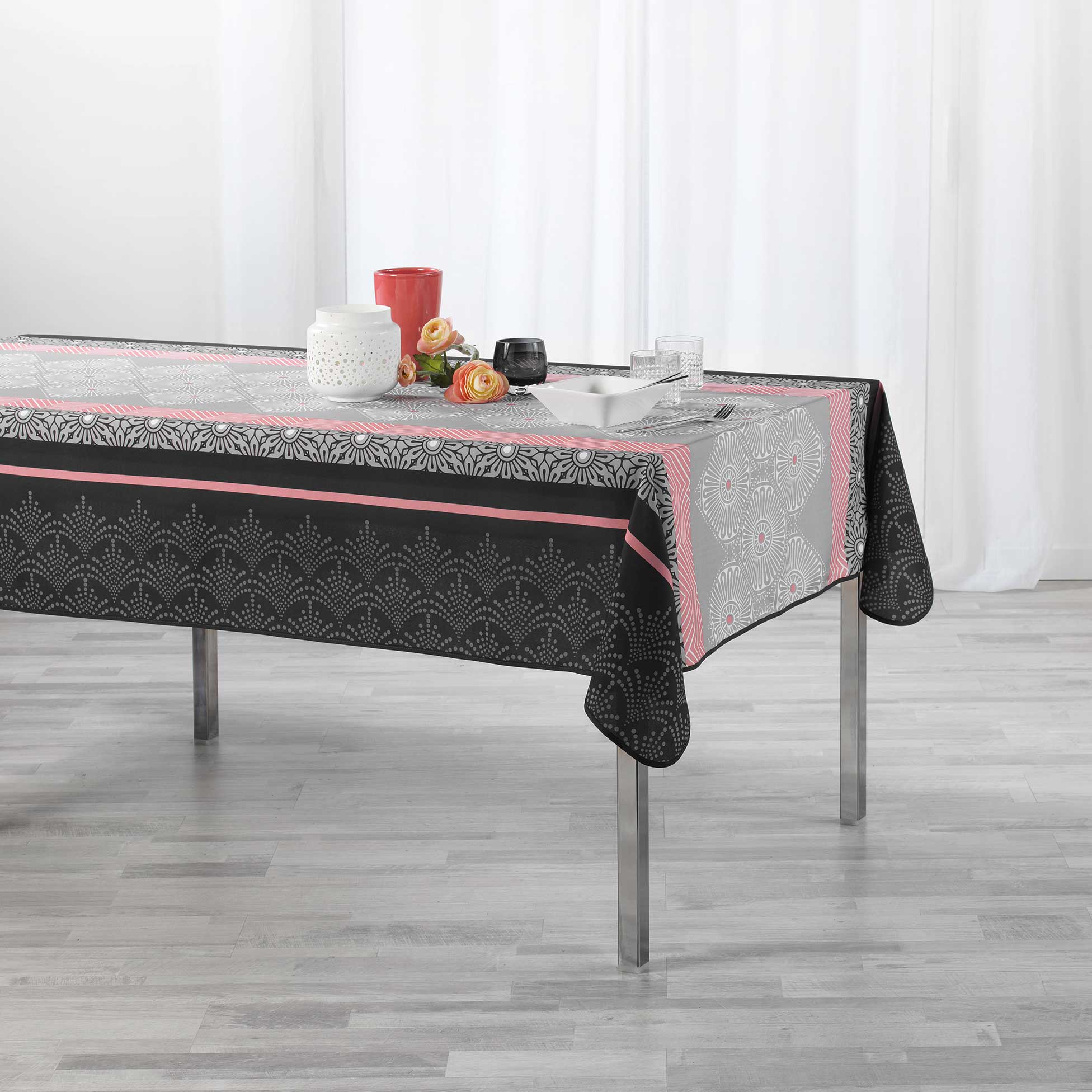 Nappe rectangulaire imprimée et colorée polyester rose 200x150 Nappe rectangulaire imprimée et colorée polyester rose 200x150