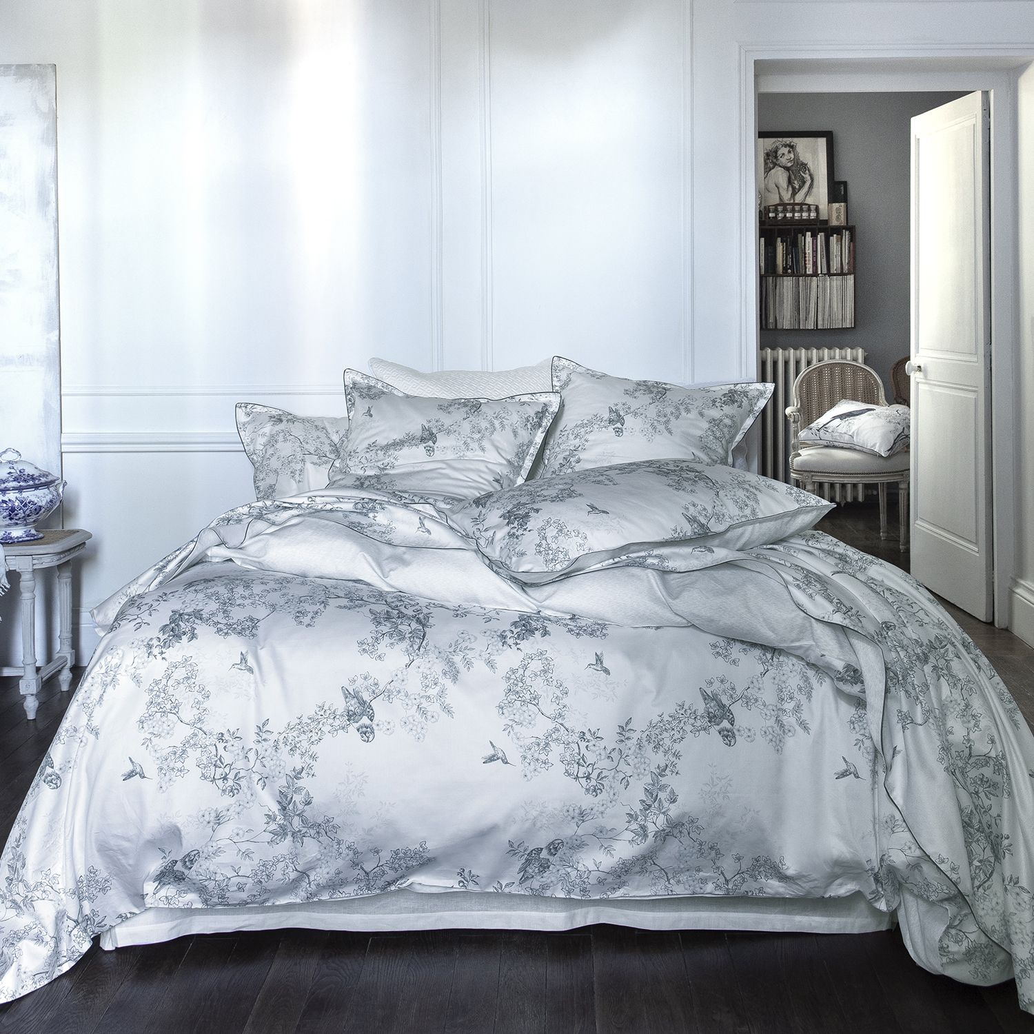 Housse de couette en satin de coton blanc canopée 240x220 (photo) Housse de couette en satin de coton blanc canopée 240x220