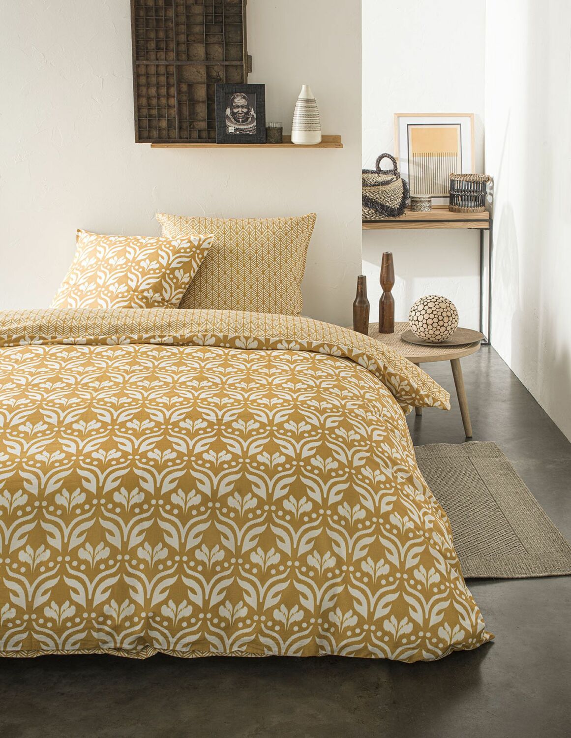 Parure de lit 2 personnes imprimé en Coton Jaune 240x260 cm Parure de lit 2 personnes imprimé en Coton Jaune 240x260 cm