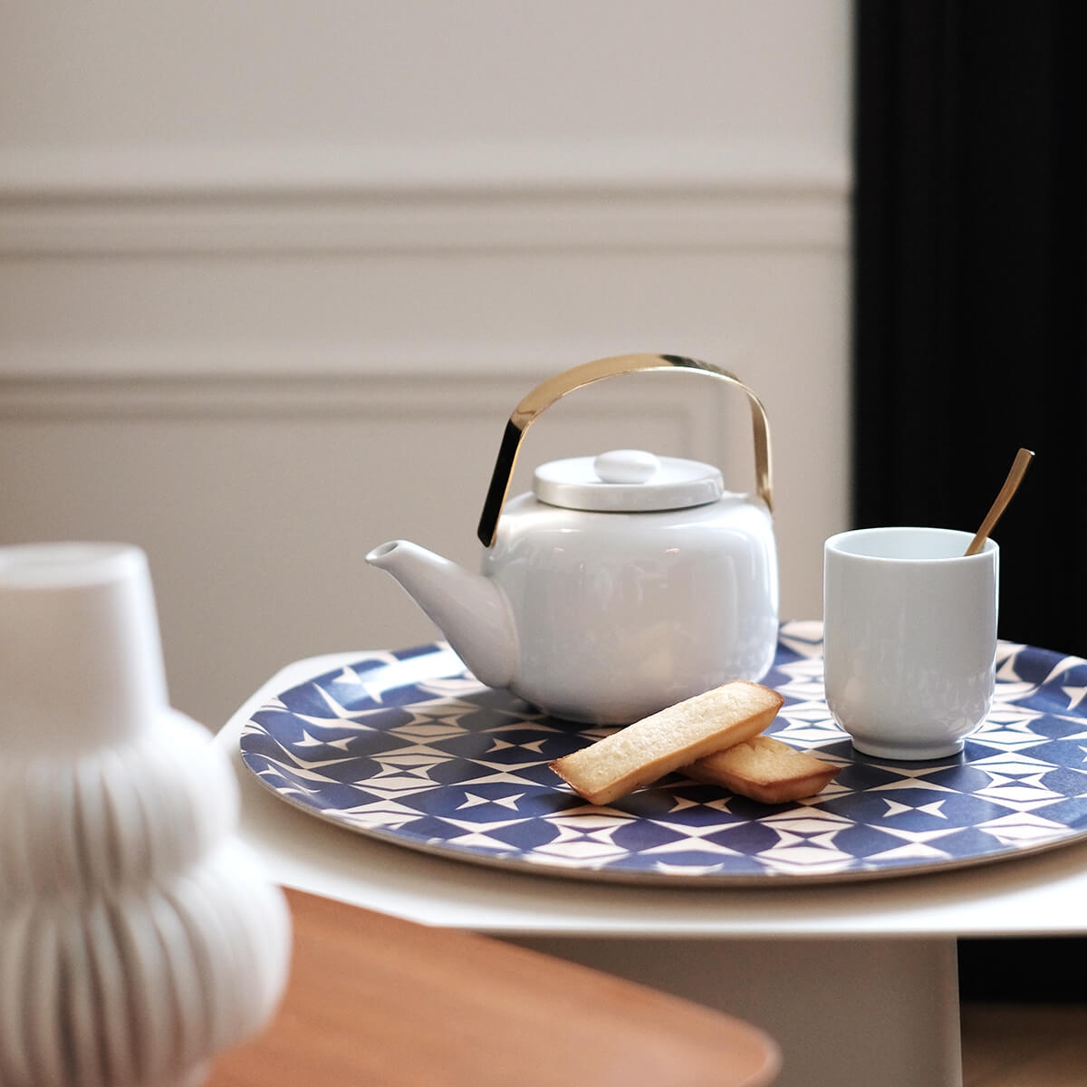 Plateau en bois indigo Diam. 38