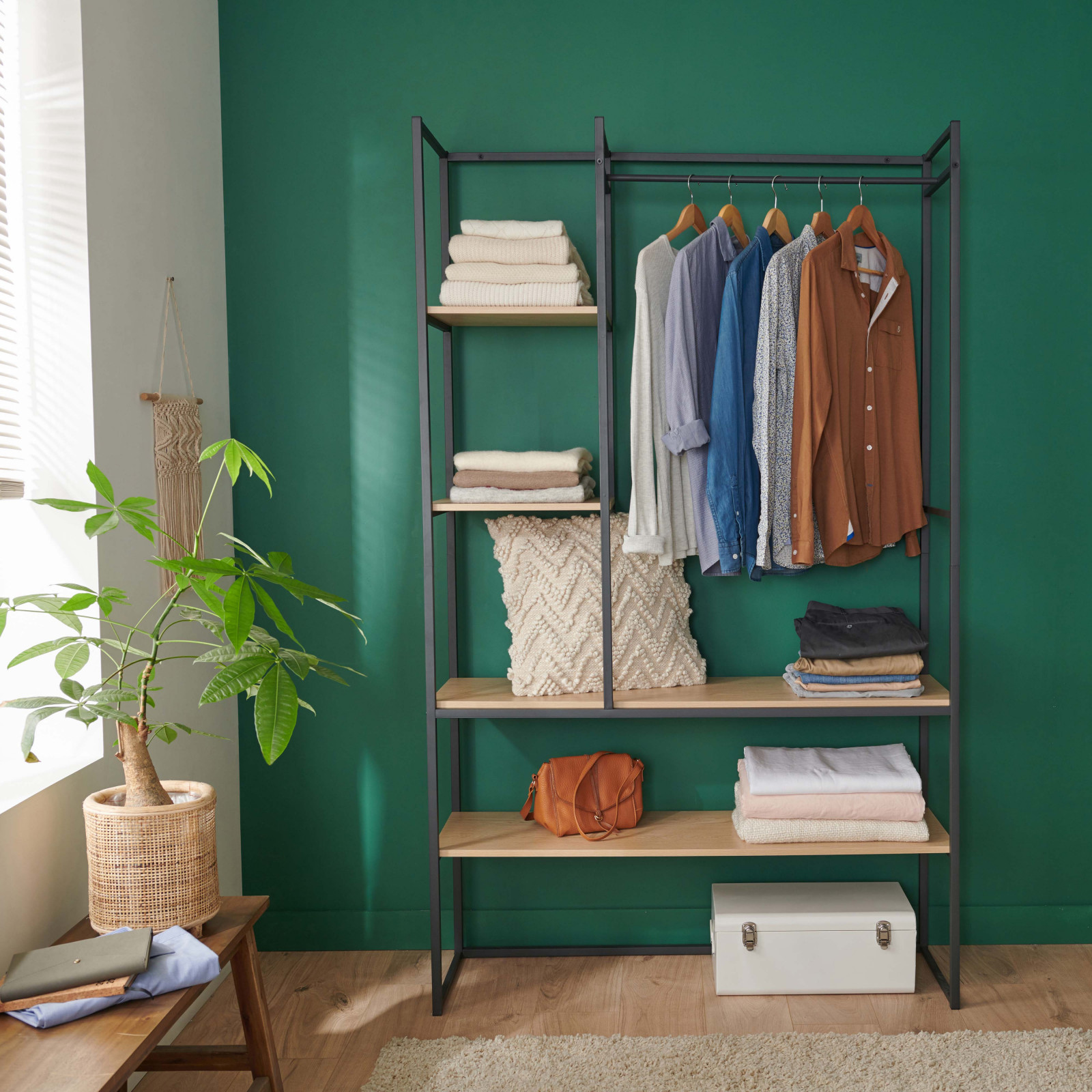 Dressing ouvert modulable et combinable effet bois clair (photo) Dressing ouvert modulable et combinable effet bois clair