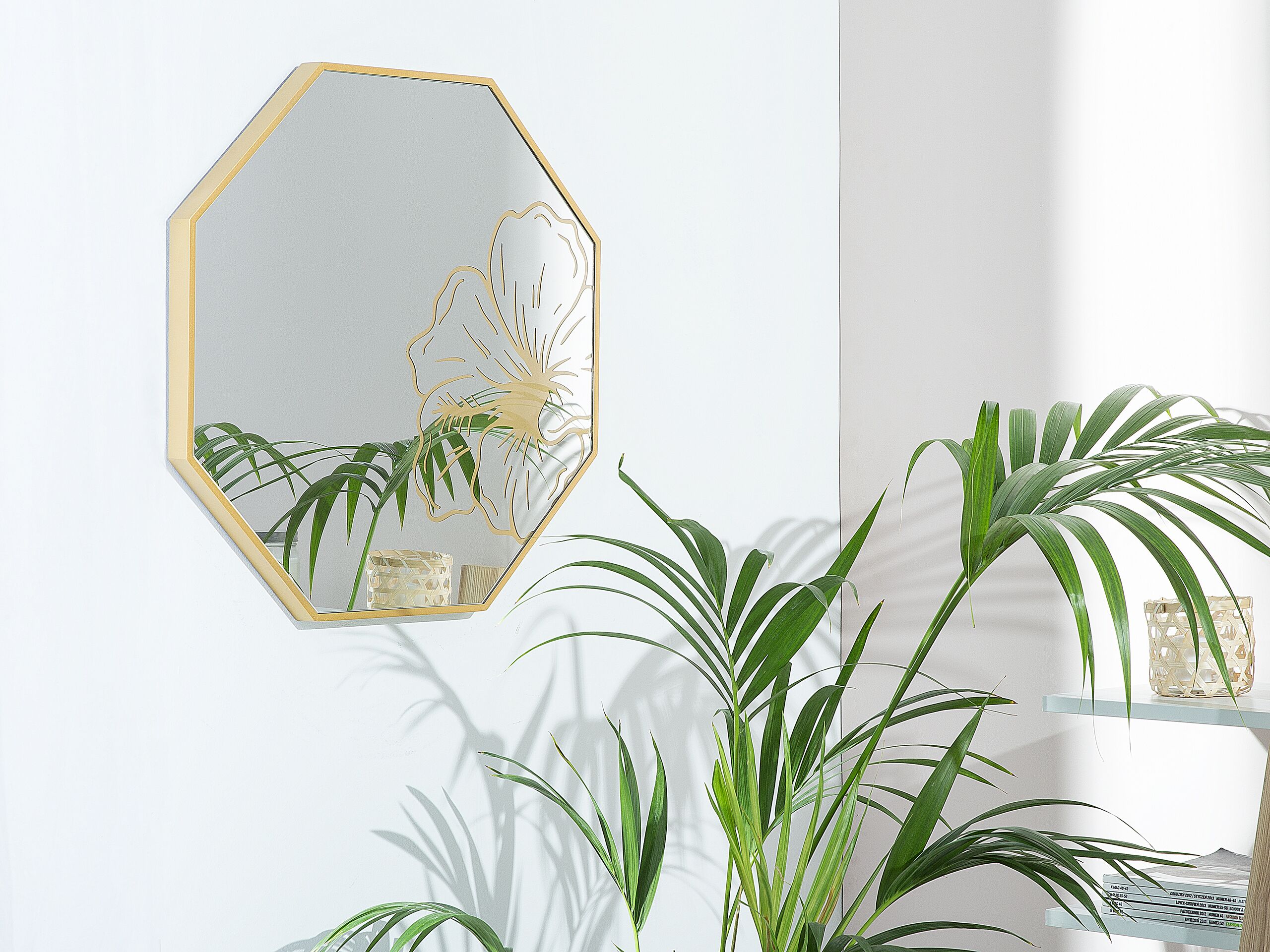 Miroir mural doré 65 x 65 cm (photo) Miroir mural doré 65 x 65 cm