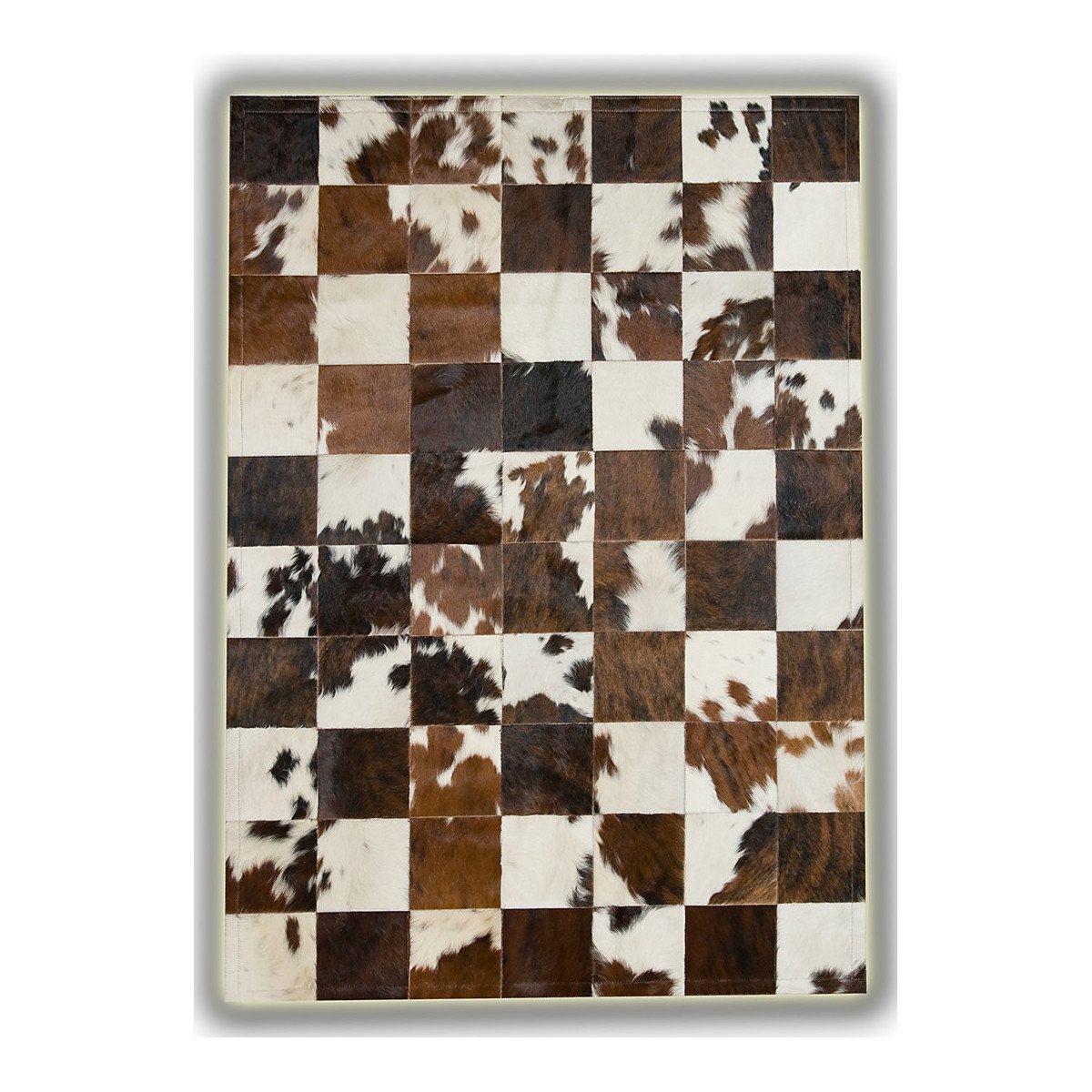 Tapis ethnique patchwork en peau de vache beige 180x240 Tapis ethnique patchwork en peau de vache beige 180x240