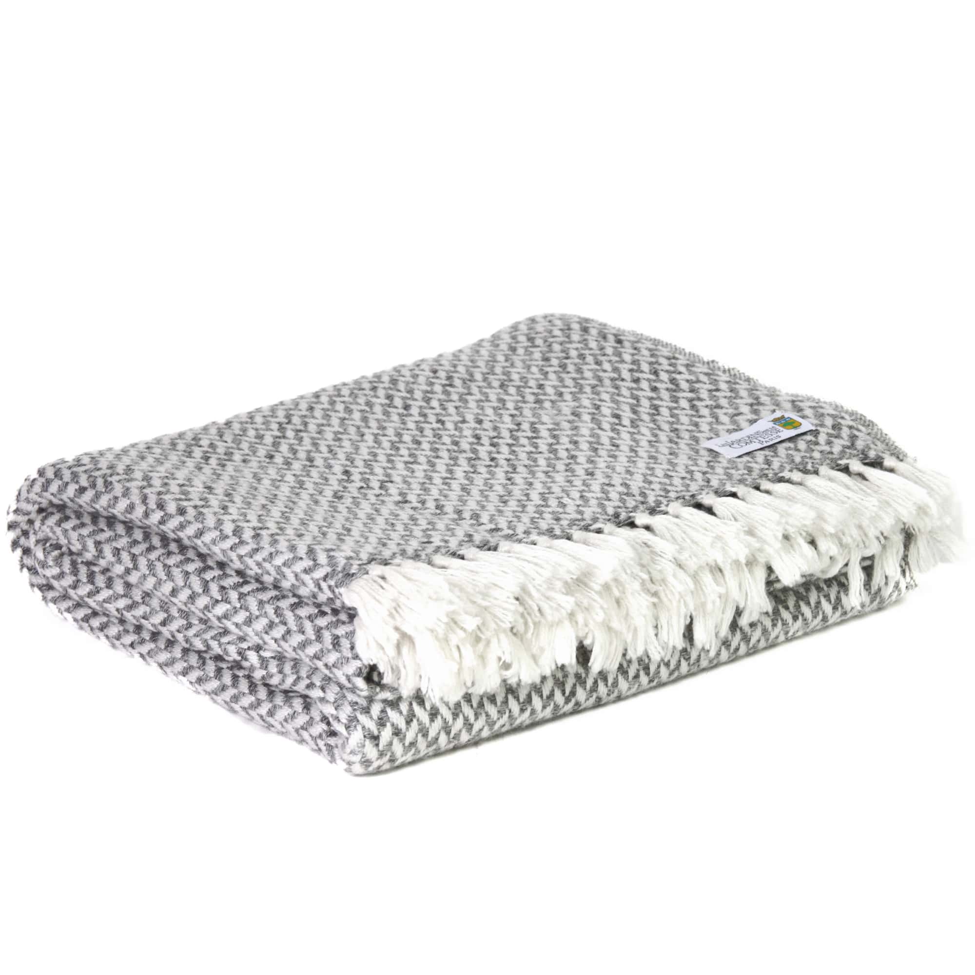 plaid cachemire et laine petits chevrons gris souris 130 x 230 cm