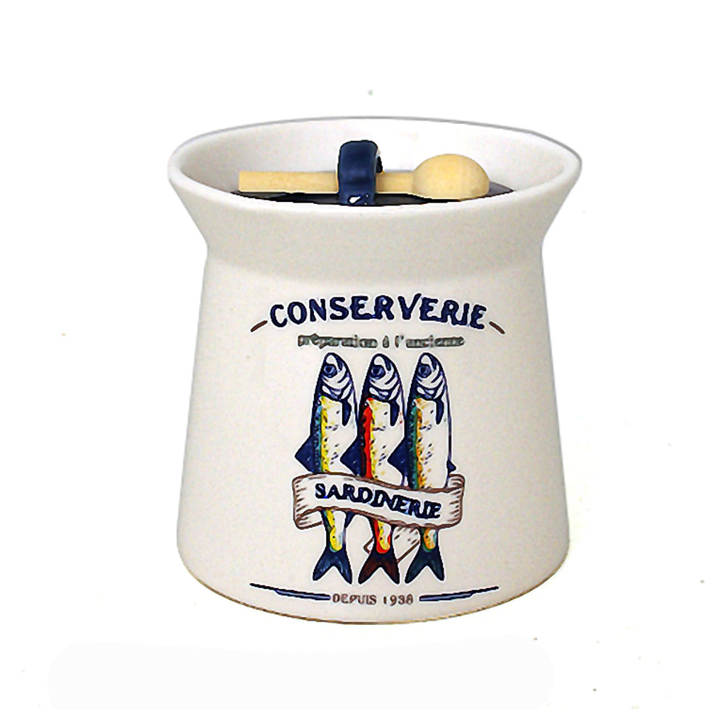 Pot à sel en faïence avec cuillère en bois Pot à sel en faïence avec cuillère en bois