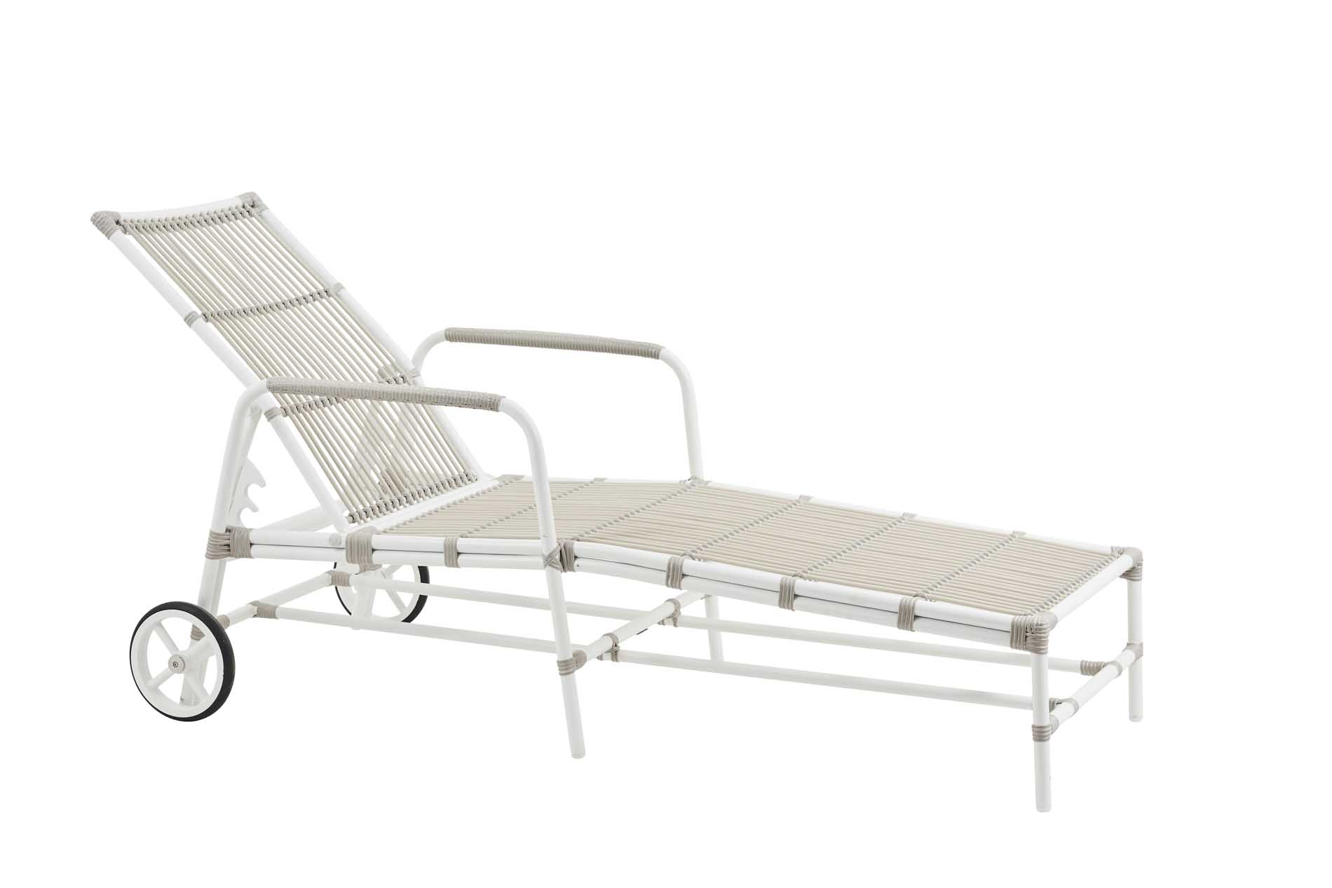 Bain de soleil en aluminium et fibre synthétique blanc