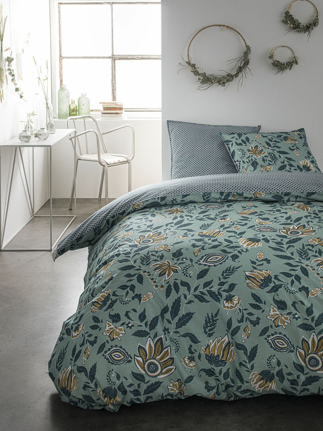 Parure de lit 2 personnes imprimé floral en Coton Vert 240x260 cm Parure de lit 2 personnes imprimé floral en Coton Vert 240x260 cm