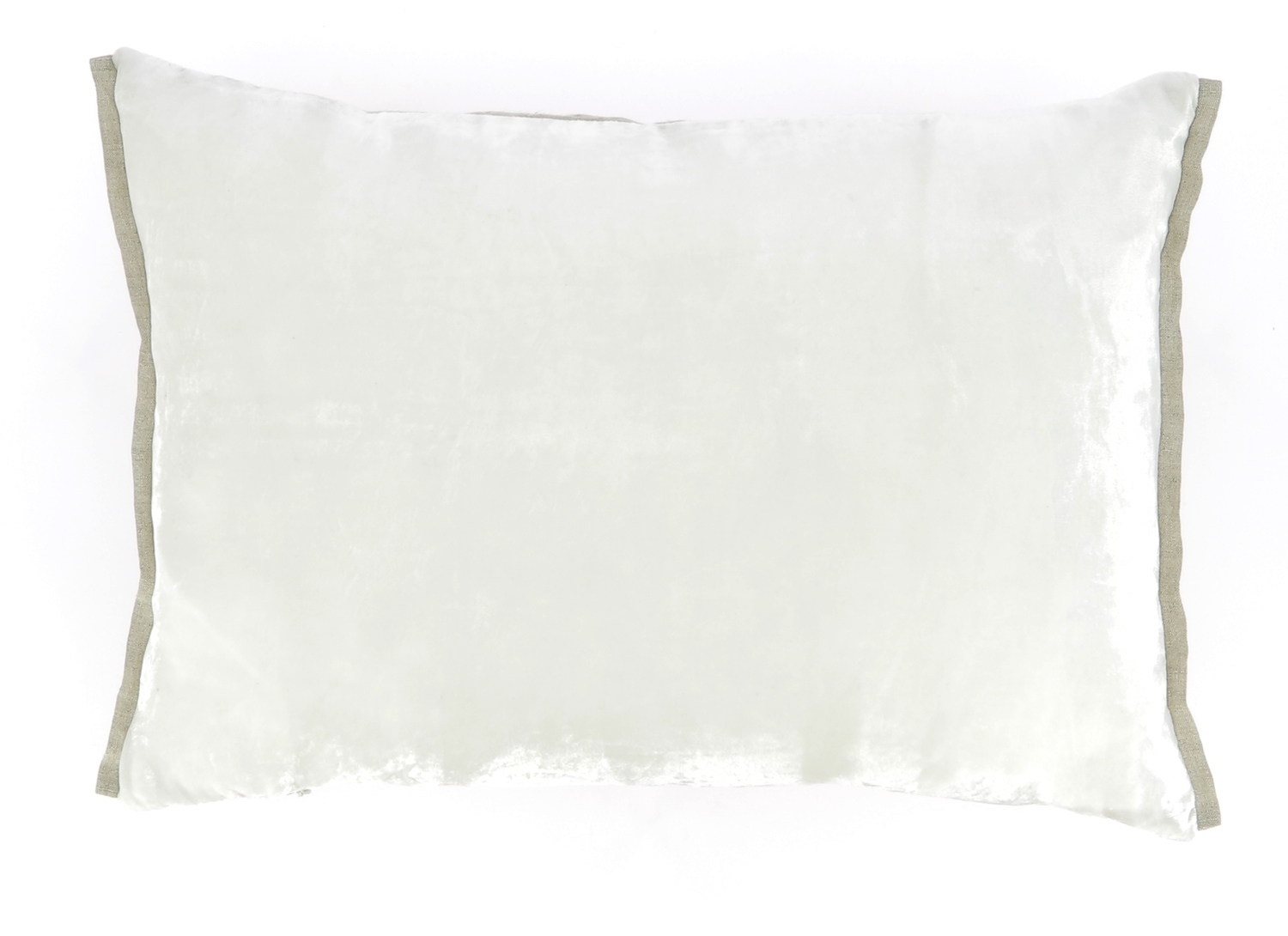 Coussin 35x50 cm en velours de soie perle Coussin 35x50 cm en velours de soie perle
