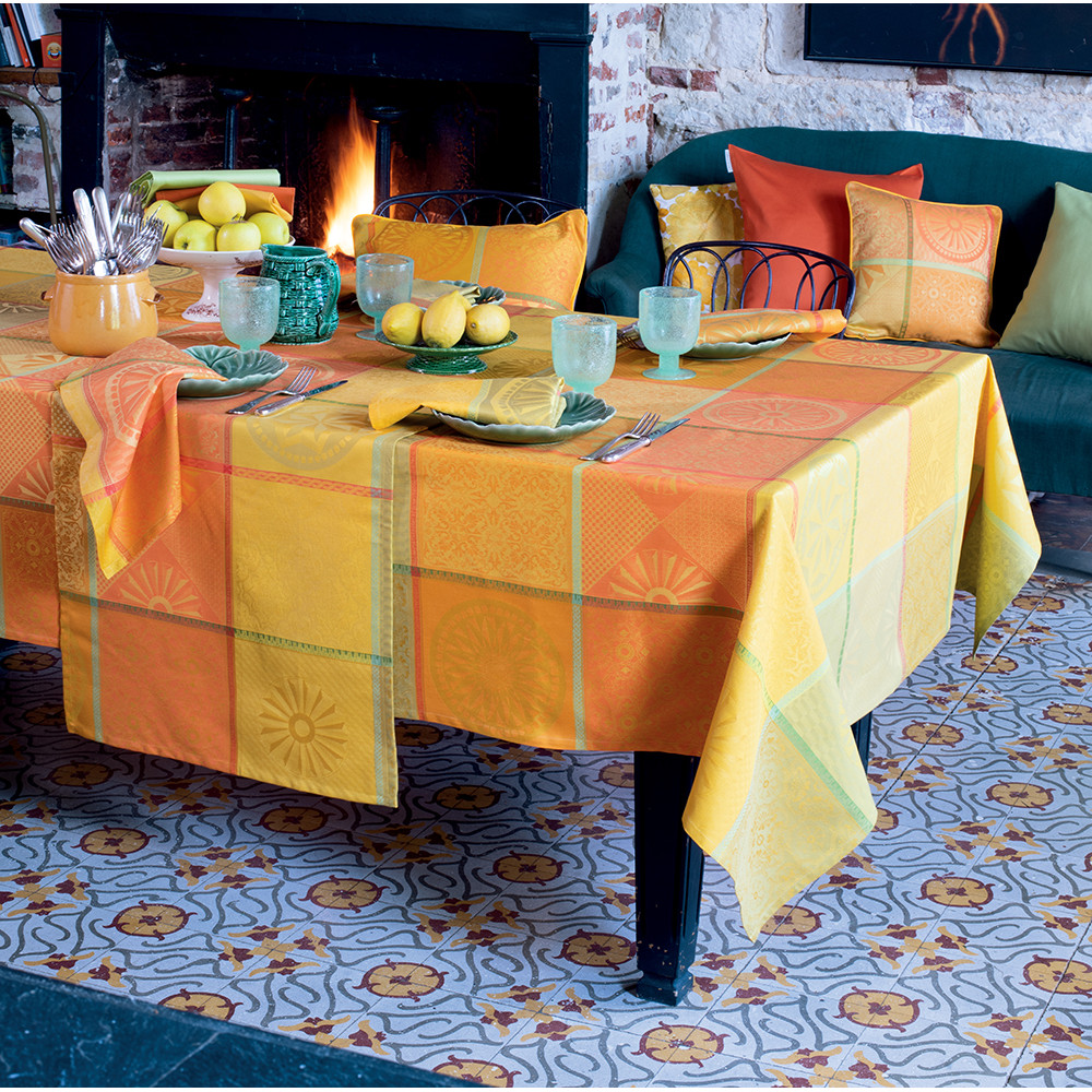 Nappe carrée pur coton Orange 155x155 Nappe carrée pur coton Orange 155x155