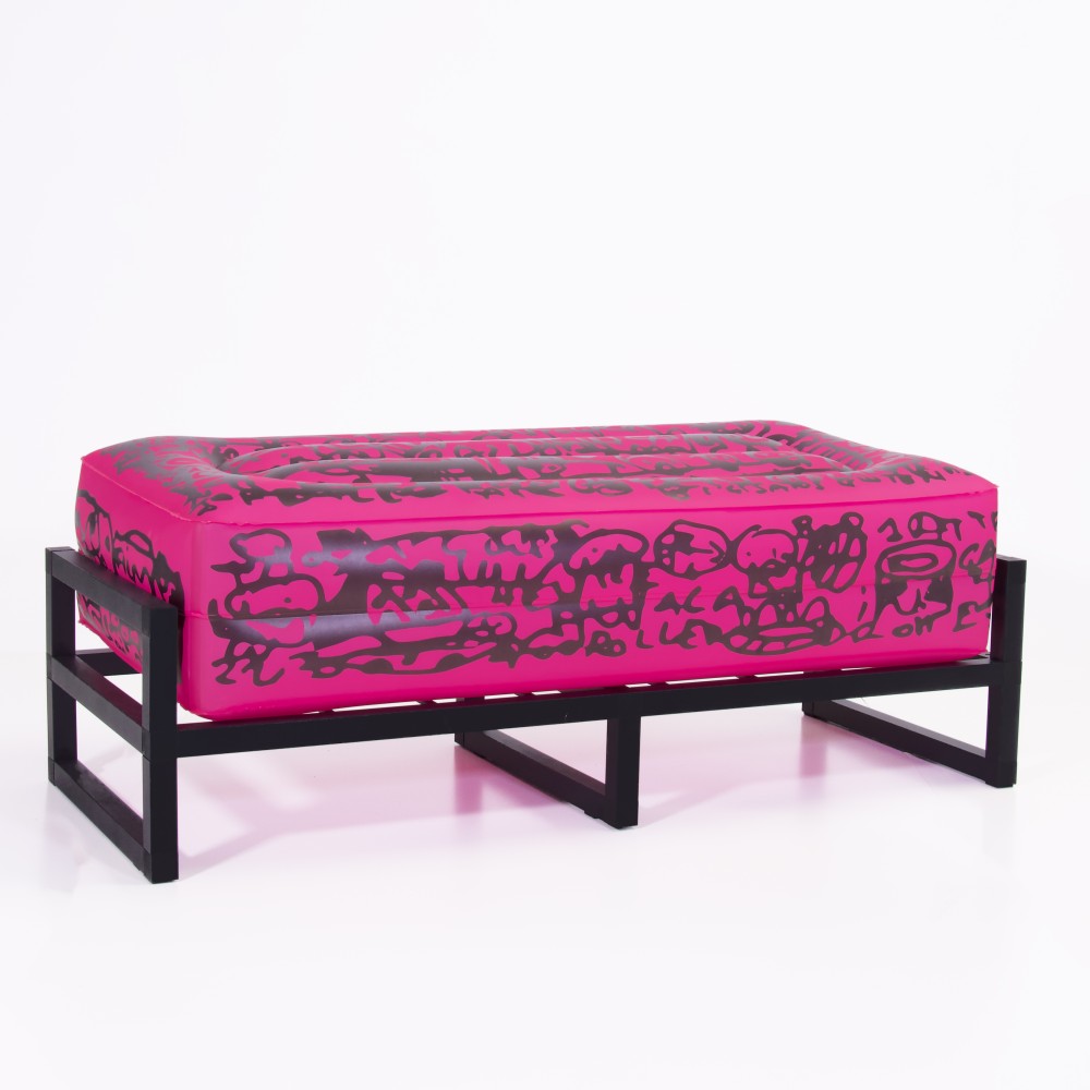 Salon de jardin design et table basse noir