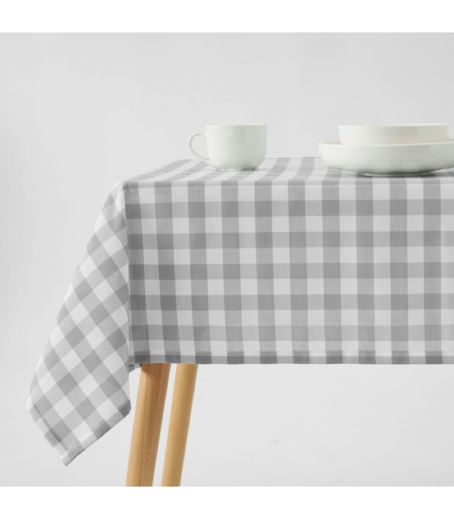 Nappe rectangulaire à carreaux vichy gris et blanc 210x140cm Nappe rectangulaire à carreaux vichy gris et blanc 210x140cm