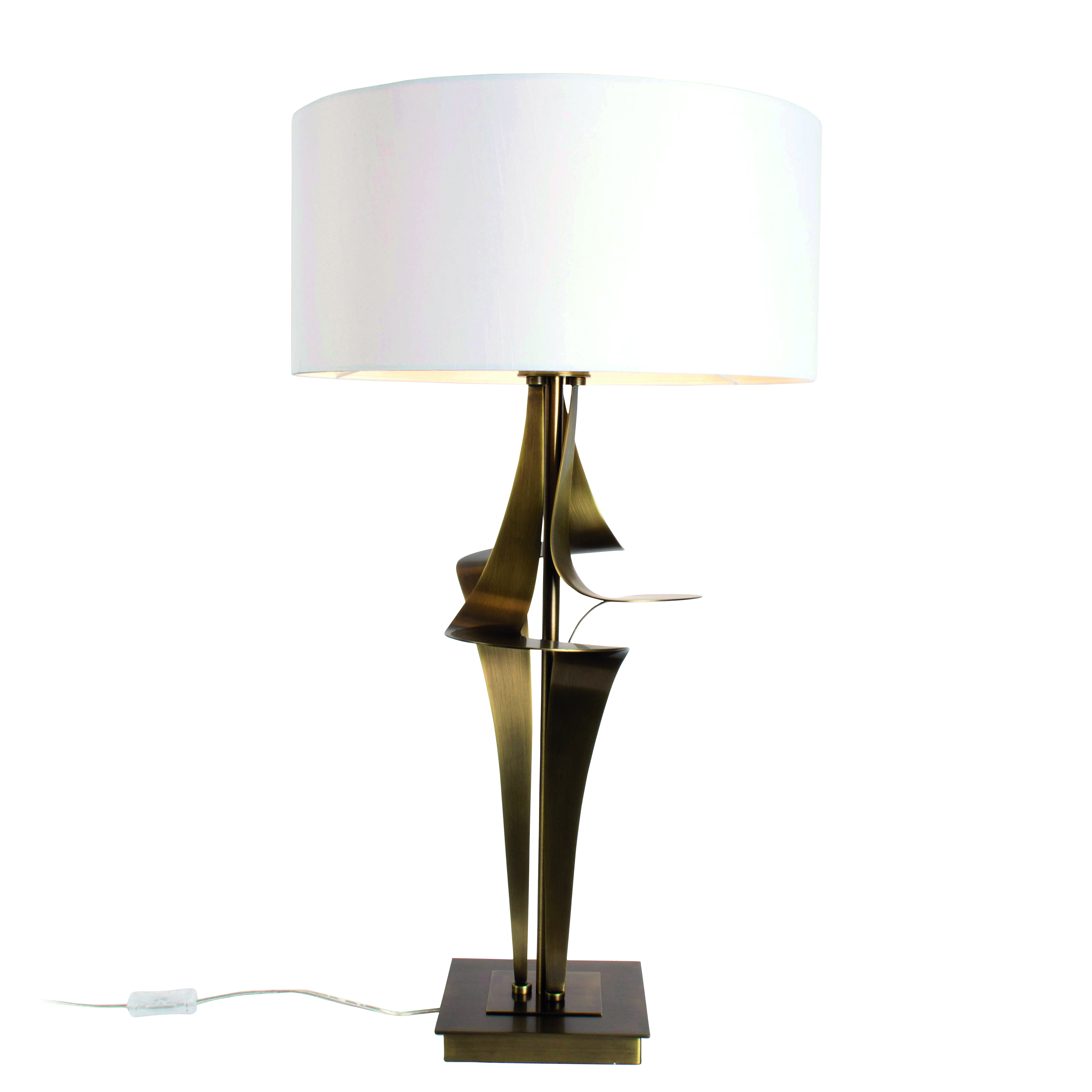 Lampe en métal doré Lampe en métal doré