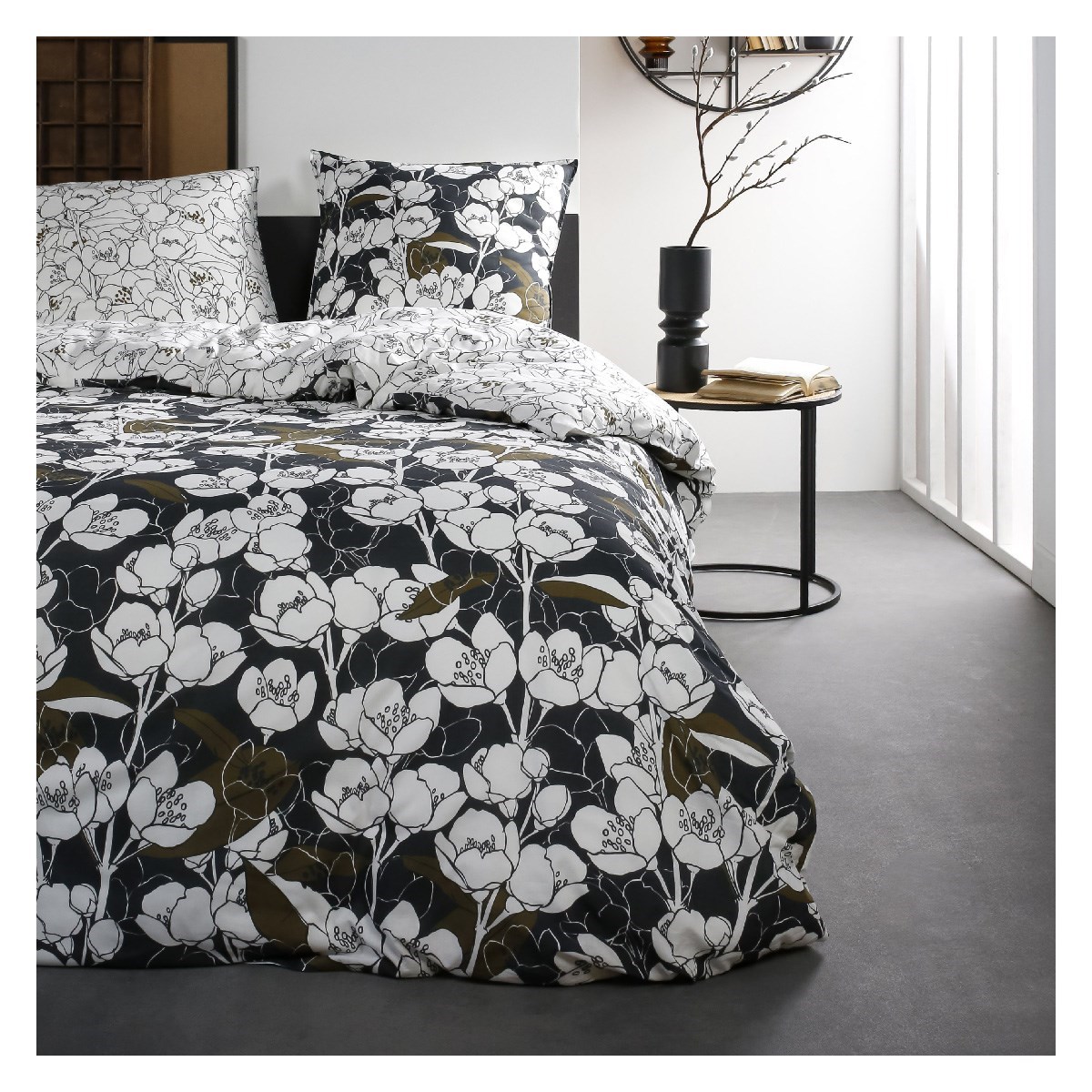 Parure de lit 2 personnes imprimé floral en Coton Blanc 240x260 cm Parure de lit 2 personnes imprimé floral en Coton Blanc 240x260 cm