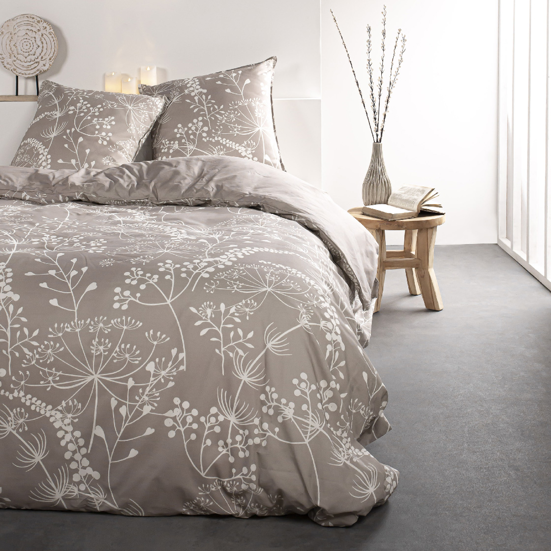 Parure de lit 2 personnes imprimé floral en Coton Marron 220x240 cm Parure de lit 2 personnes imprimé floral en Coton Marron 220x240 cm
