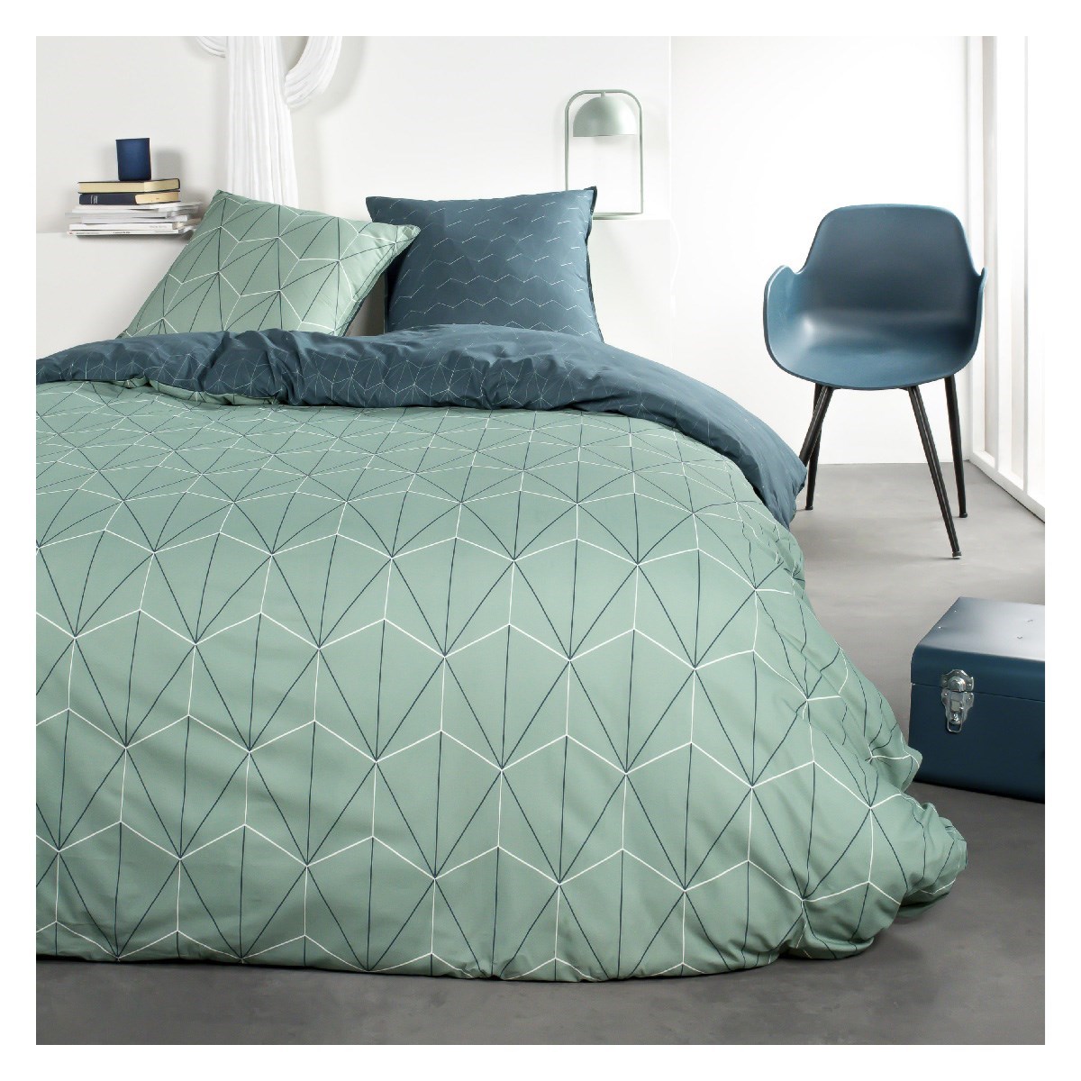 Parure de lit 2 personnes imprimé en Coton Bleu 240x260 cm Parure de lit 2 personnes imprimé en Coton Bleu 240x260 cm