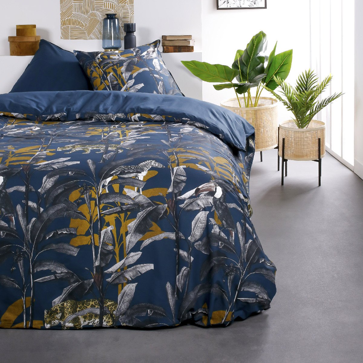 Parure de lit 2 personnes imprimé jungle en Coton Bleu 240x260 cm