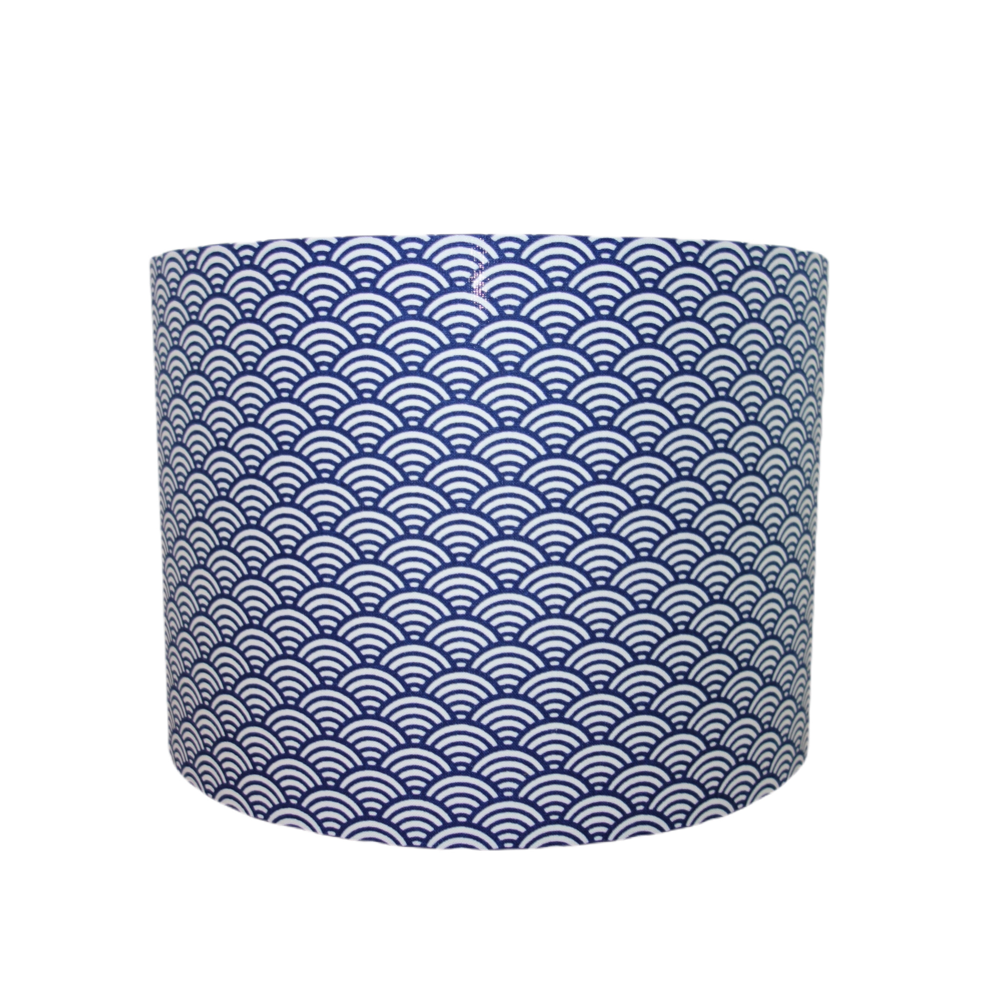 Suspension vague bleu marine diamètre 40 cm Suspension vague bleu marine diamètre 40 cm