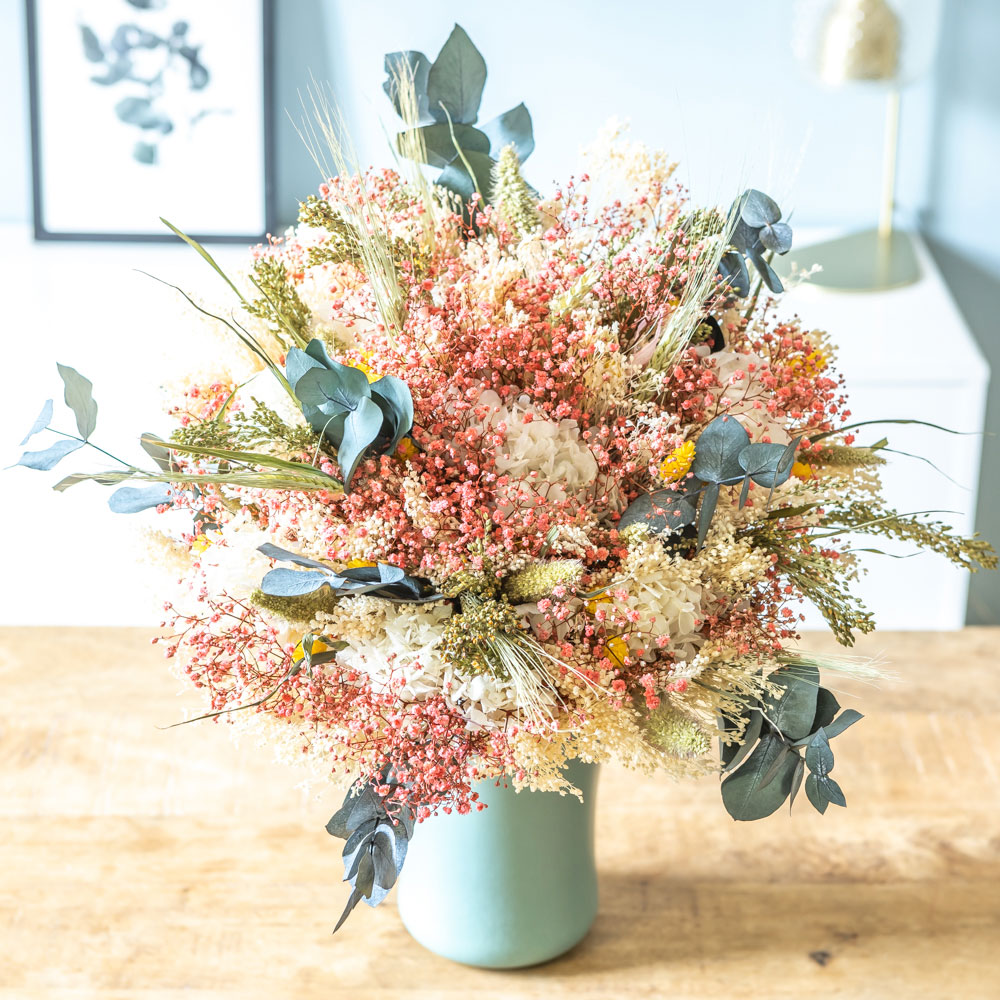 Bouquet de fleurs séchées XL à base de gypsophile rose et d'hortensia