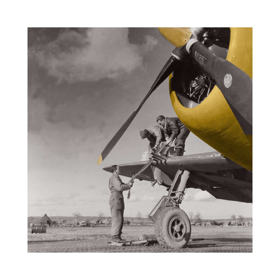 Photo ancienne couleur avion n°12 cadre noir 40x40cm Photo ancienne couleur avion n°12 cadre noir 40x40cm