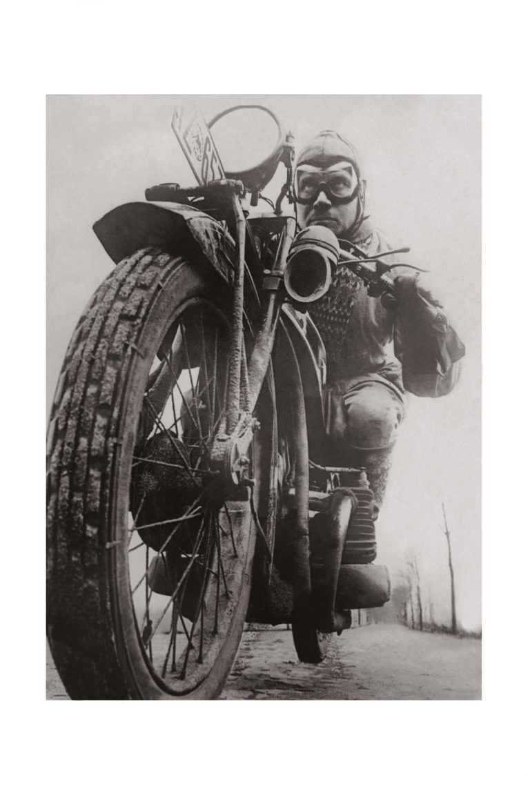 Photo ancienne noir et blanc moto n°29 alu 30x45cm Photo ancienne noir et blanc moto n°29 alu 30x45cm