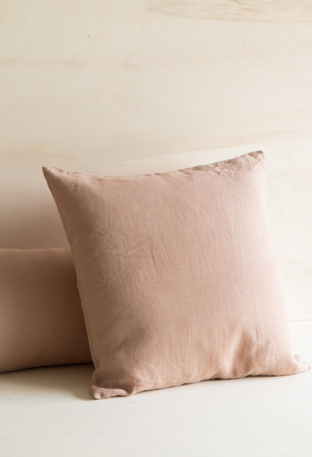 Housse de coussin en lin lavé rose 45x45 Housse de coussin en lin lavé rose 45x45