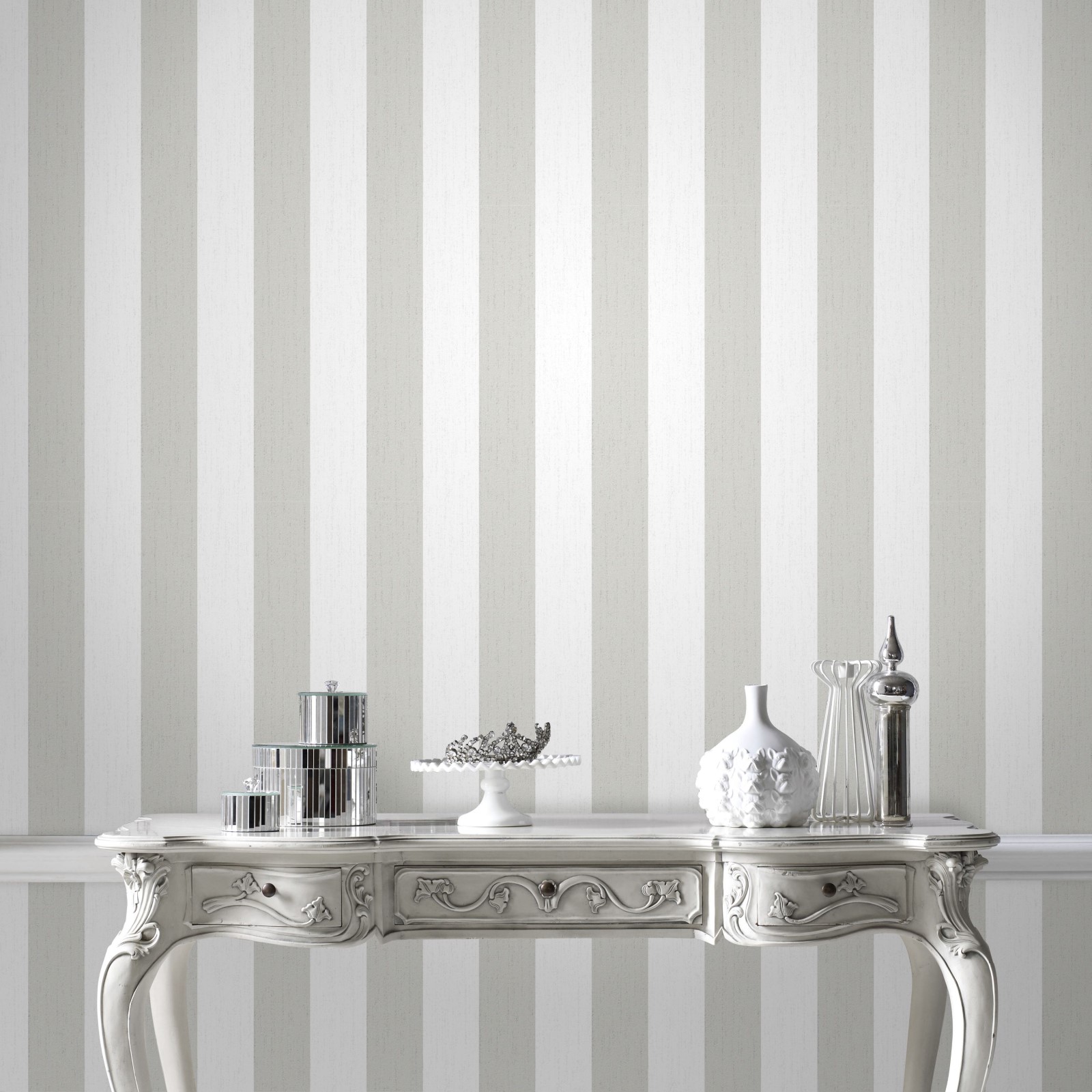 Papier peint intissé Glitterati rayures blanc argent 1005x52cm Papier peint intissé Glitterati rayures blanc argent 1005x52cm