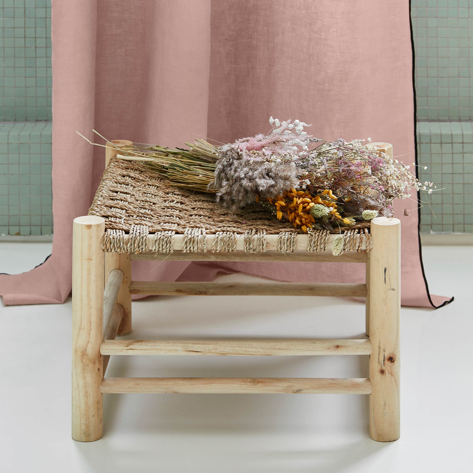 Rideau à ruban fronceur 350x280 cm Rose et bourdon noir en Lin Rideau à ruban fronceur 350x280 cm Rose et bourdon noir en Lin