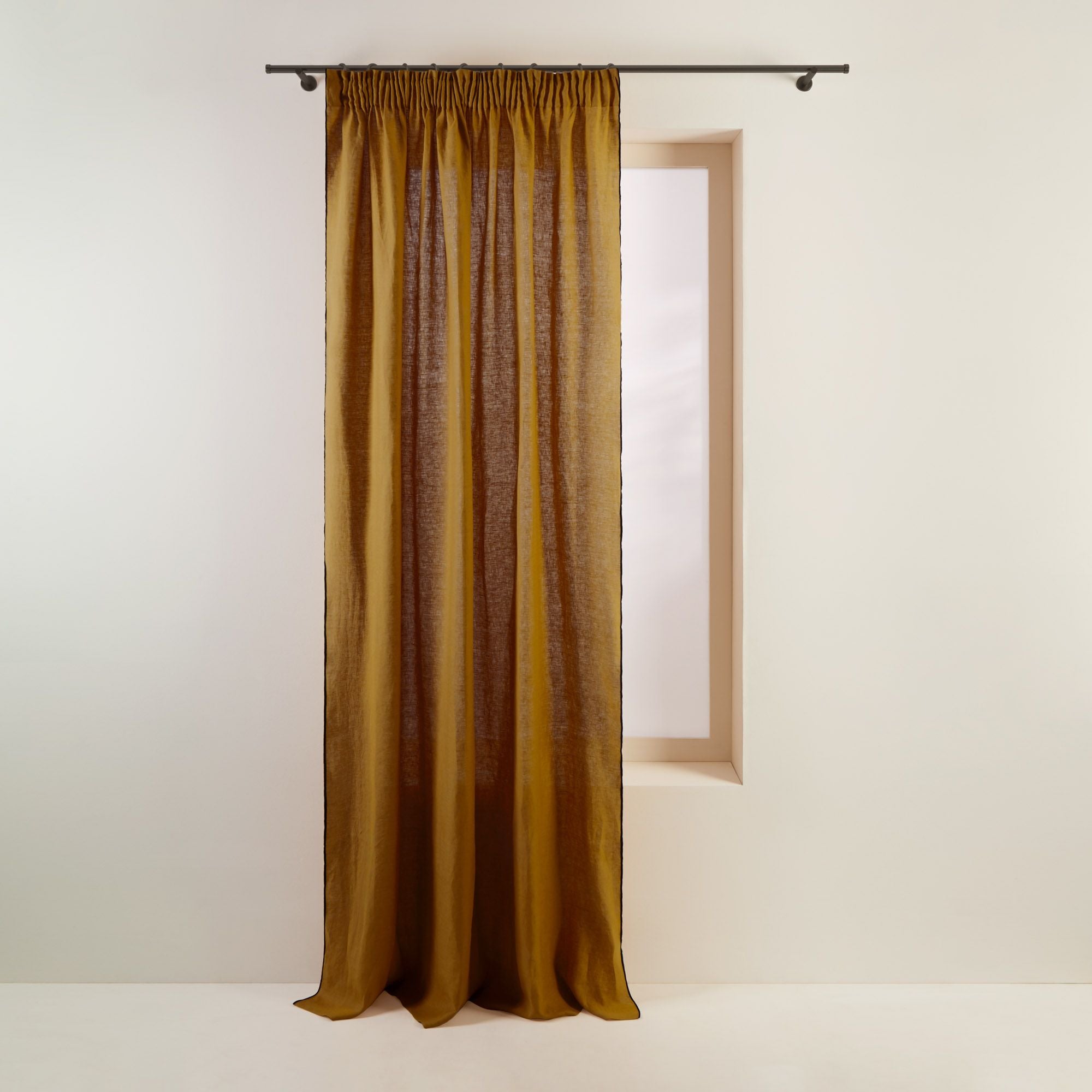 Rideau à ruban fronceur 350x280 cm Bronze et bourdon noir en Lin Rideau à ruban fronceur 350x280 cm Bronze et bourdon noir en Lin