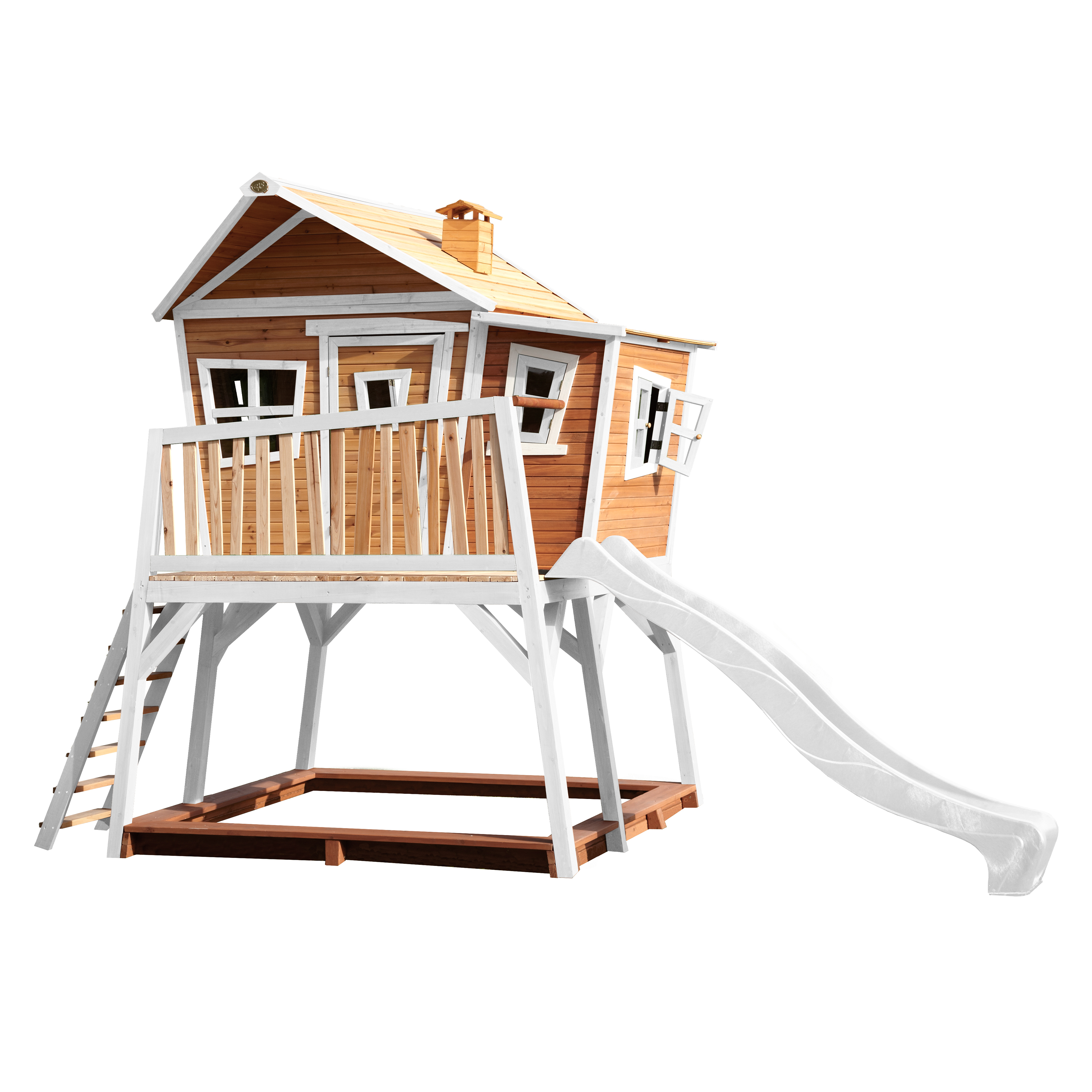 Cabane en bois brun et blanc et toboggan blanc Cabane en bois brun et blanc et toboggan blanc