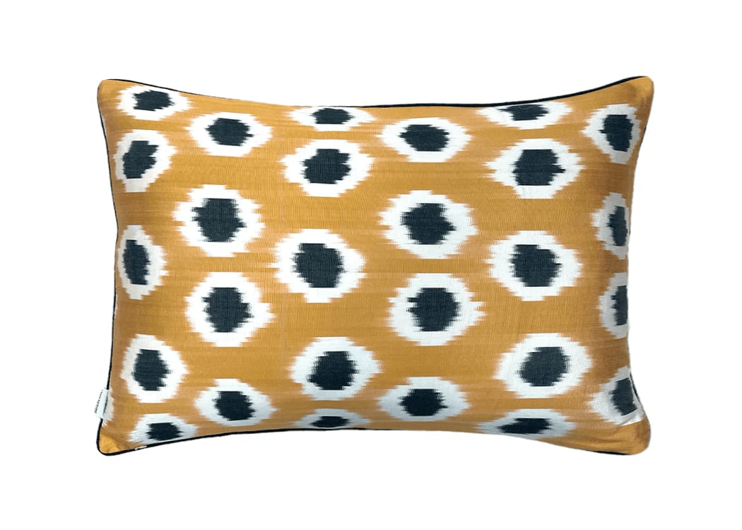 Housse de coussin double soie ikat 40x60 jaune Housse de coussin double soie ikat 40x60 jaune