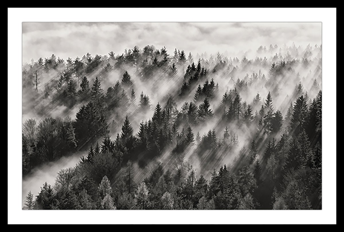 Affiche paysage rayons de lumière Affiche sous cadre noir Affiche paysage rayons de lumière Affiche sous cadre noir