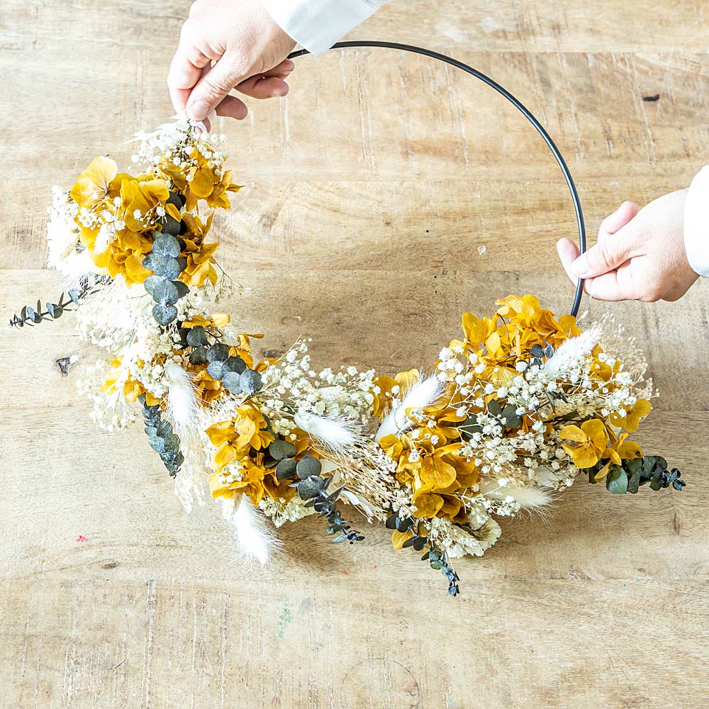 Couronne murale de fleurs séchées Hortense D50cm