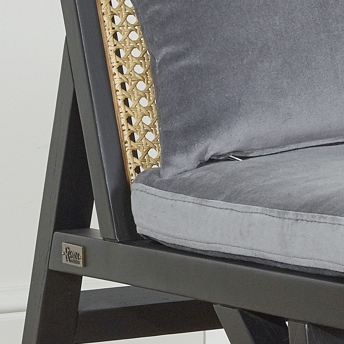 Banquette en cannage chêne laquï¿½ noir et velours gris loup - Vue supplémentaire 2