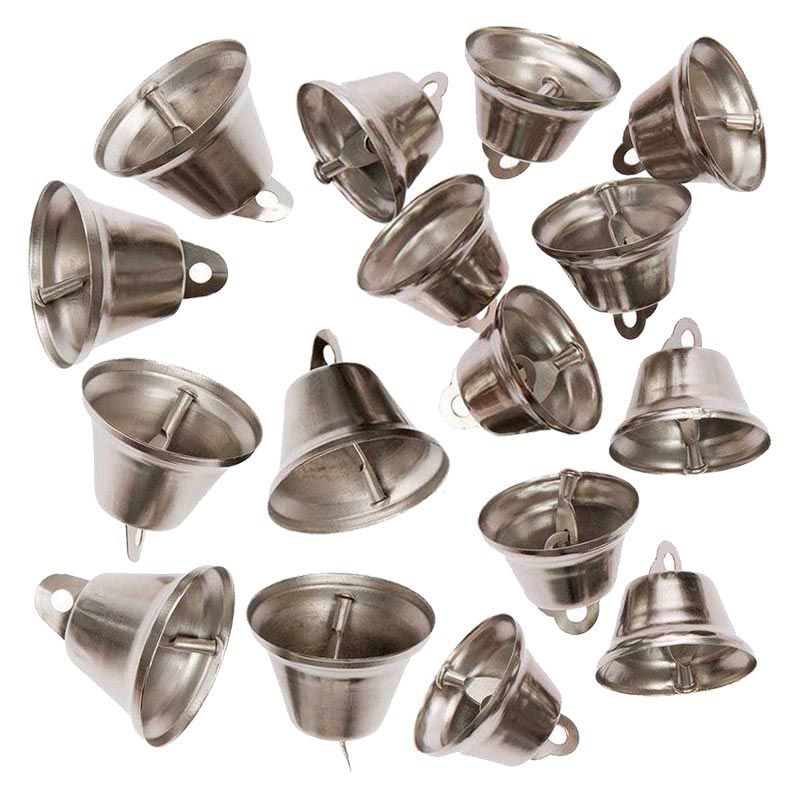 16 petites cloches en métal argenté