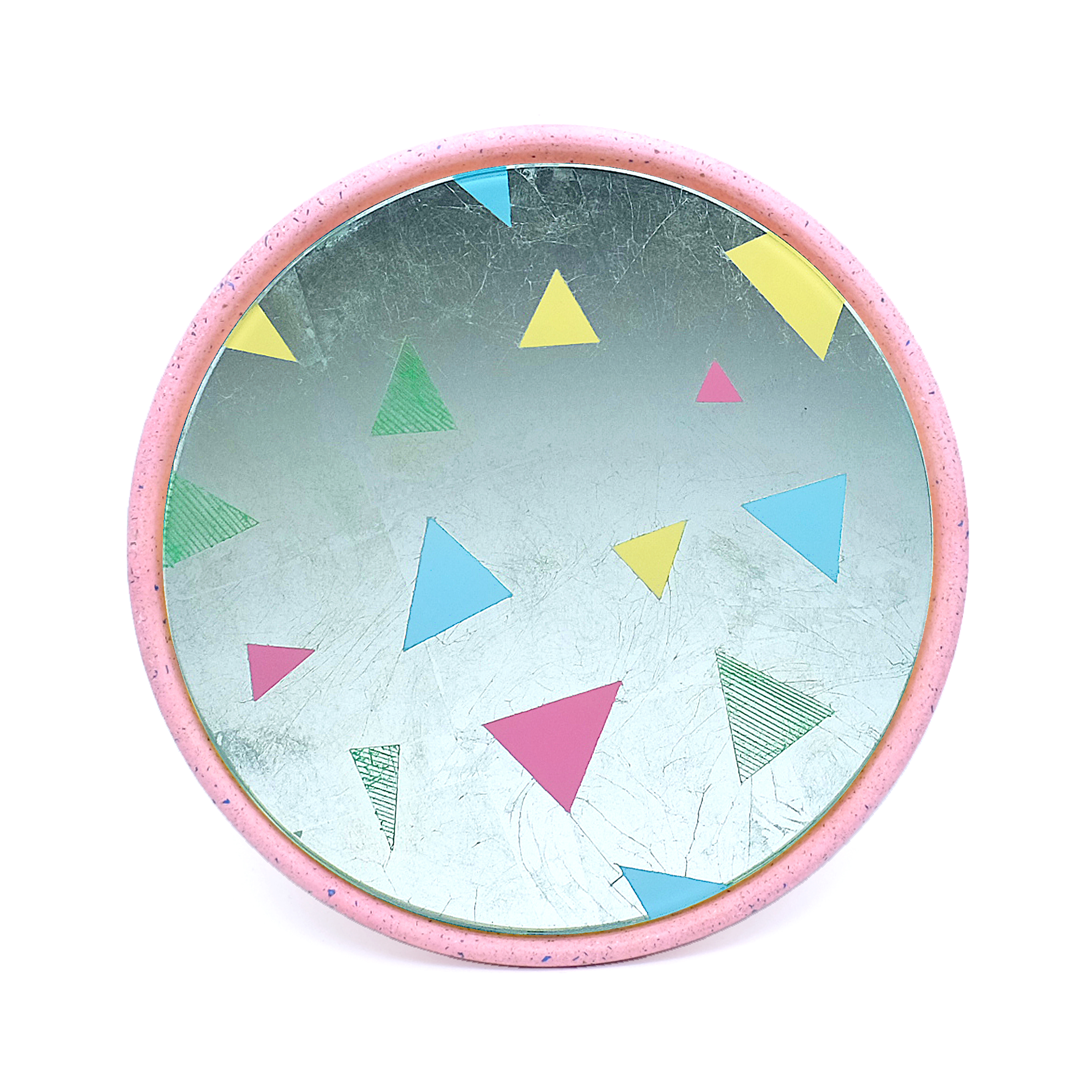 Miroir triangle en béton rose D28cm