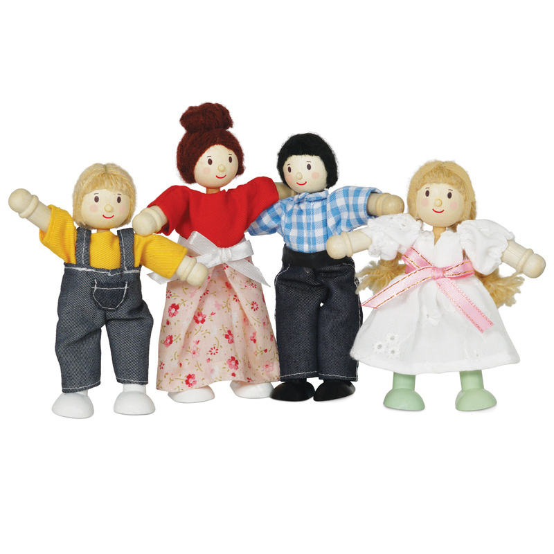 Ma famille de 4 poupées Rose Hauteur 14 cm
