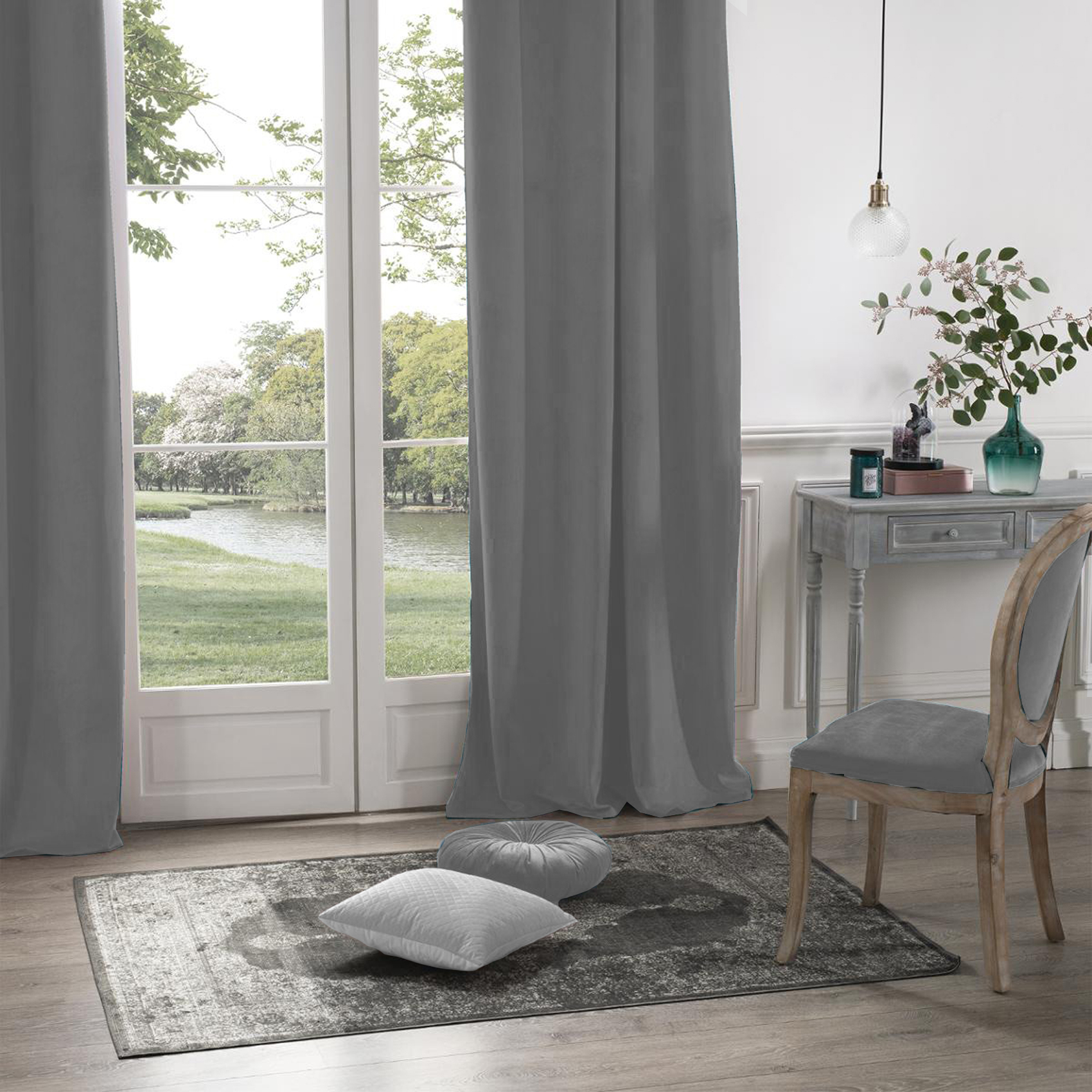 Rideau en velours occultant polyester gris souris 260 x 140 Rideau en velours occultant polyester gris souris 260 x 140