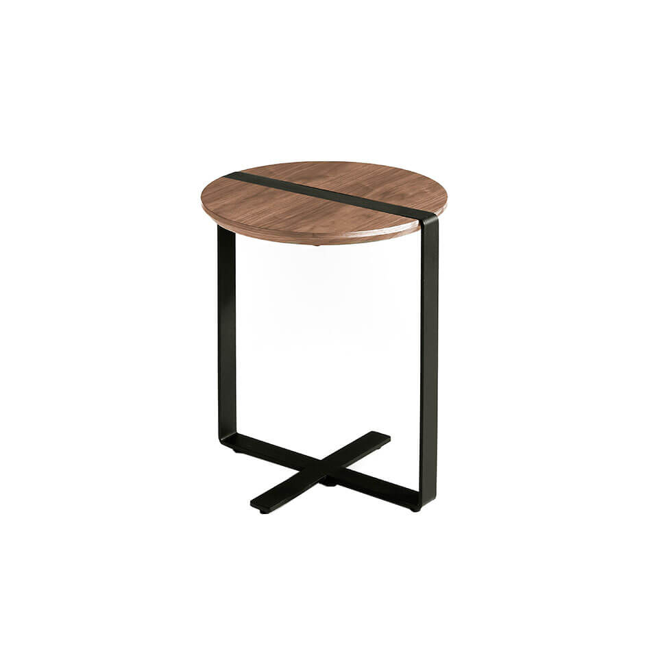 Table d'angle placage noyer et pieds acier noir Table d'angle placage noyer et pieds acier noir