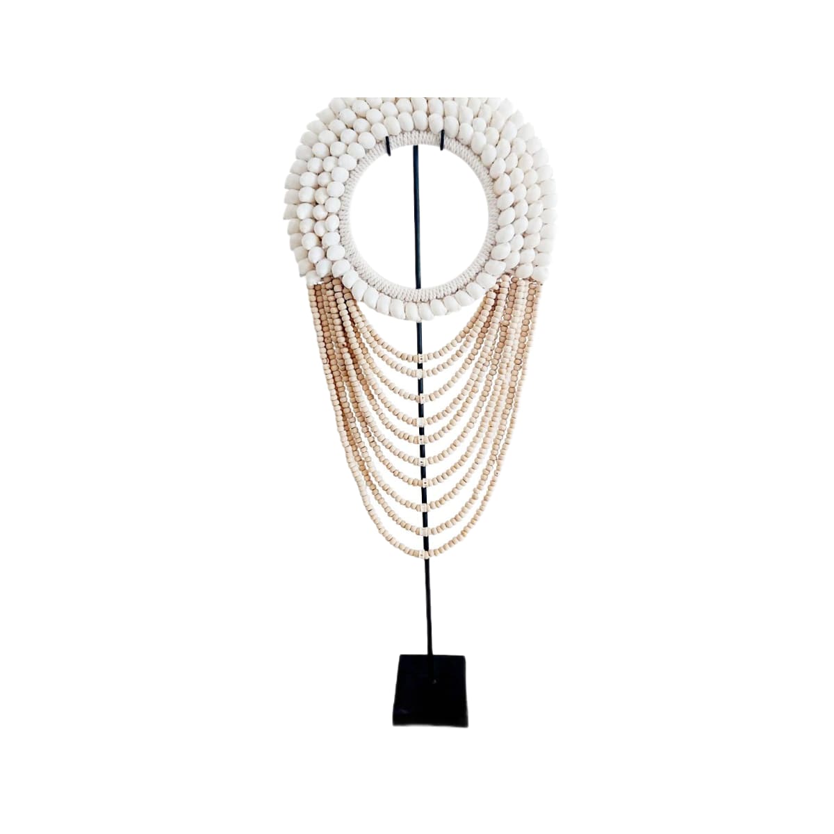 Collier décoratif en coquillages et perles de bois L30 x H60 cm