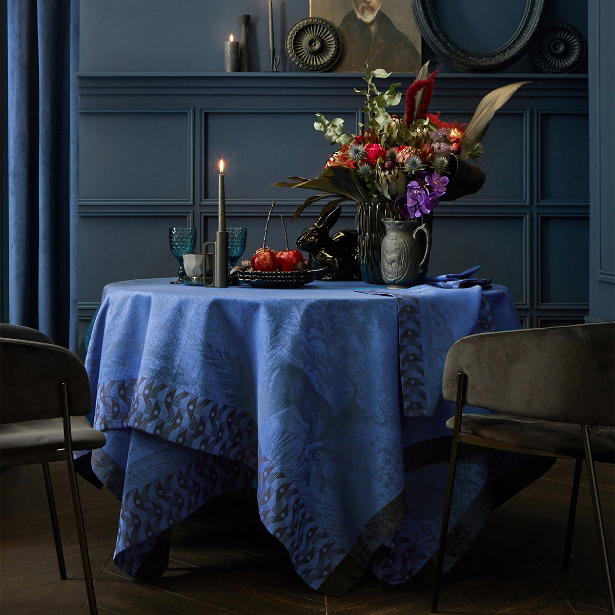 Nappe en coton celeste 175 x 175 Nappe en coton celeste 175 x 175