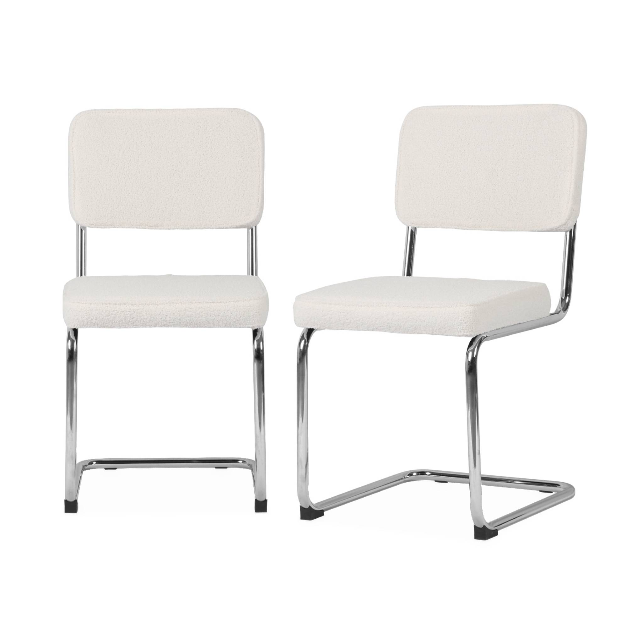 2 chaises cantilever, à bouclettes blanches