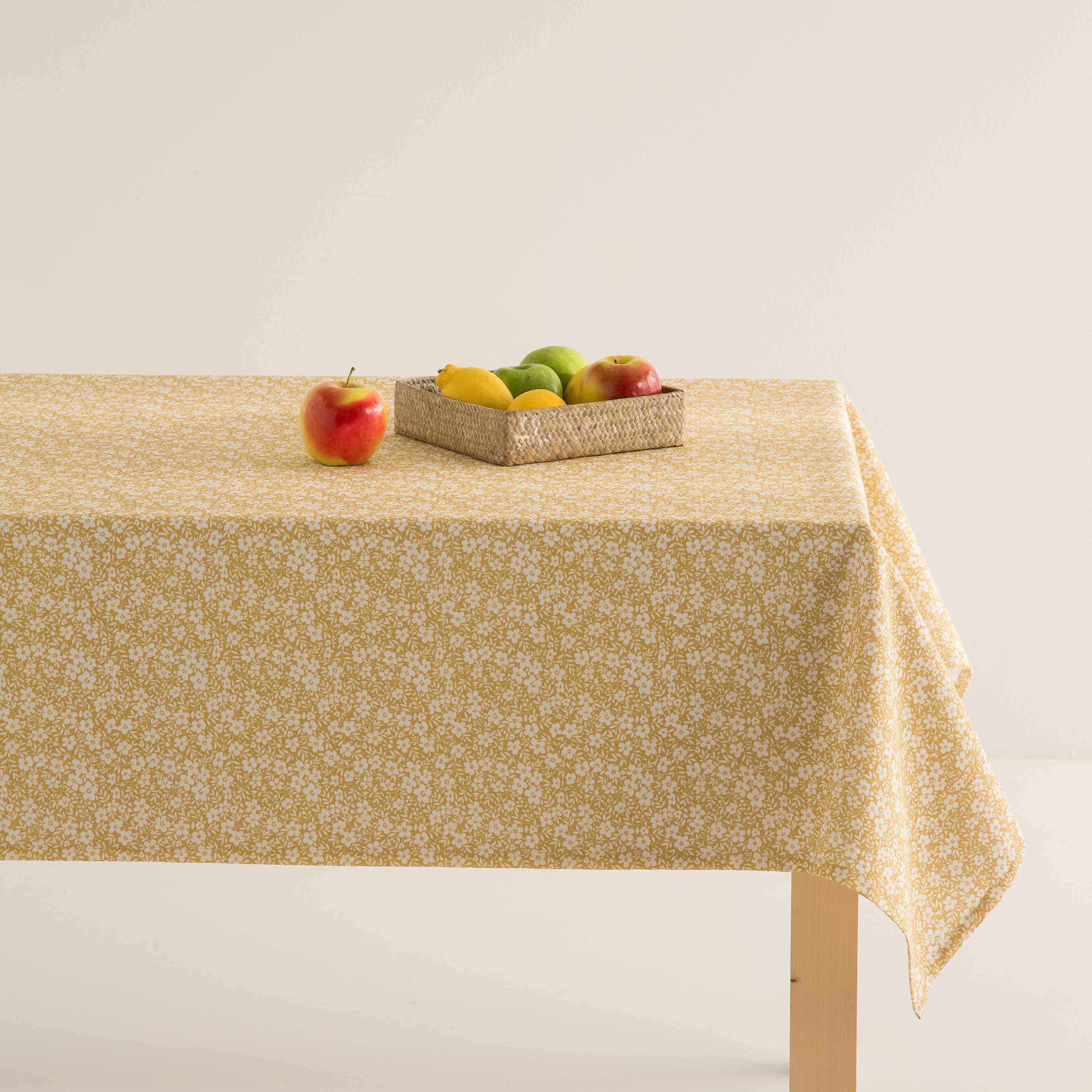 nappe imprimée jaune avec traitement anti-taches en coton 140x300 cm