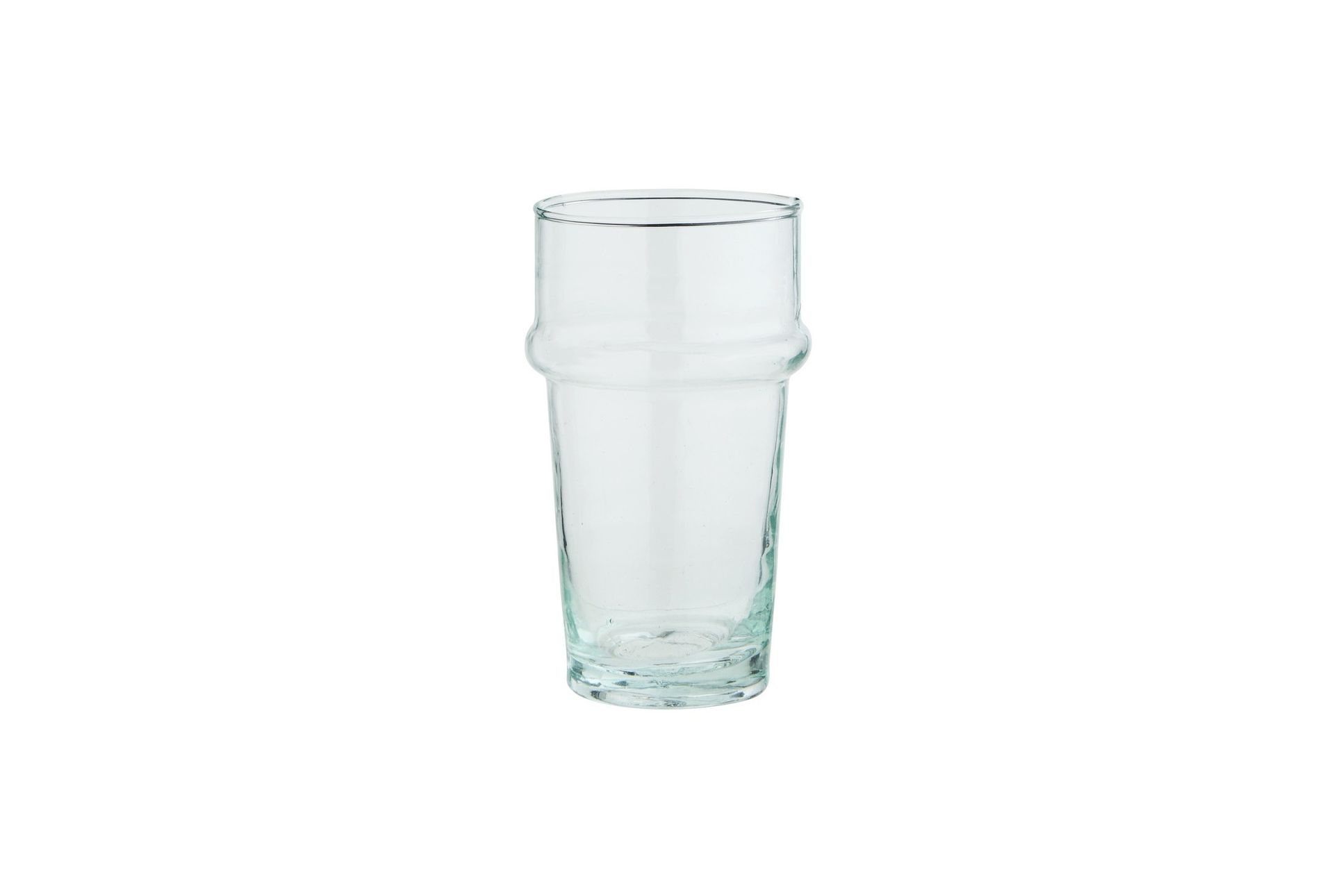 grand verre à eau en verre transparent