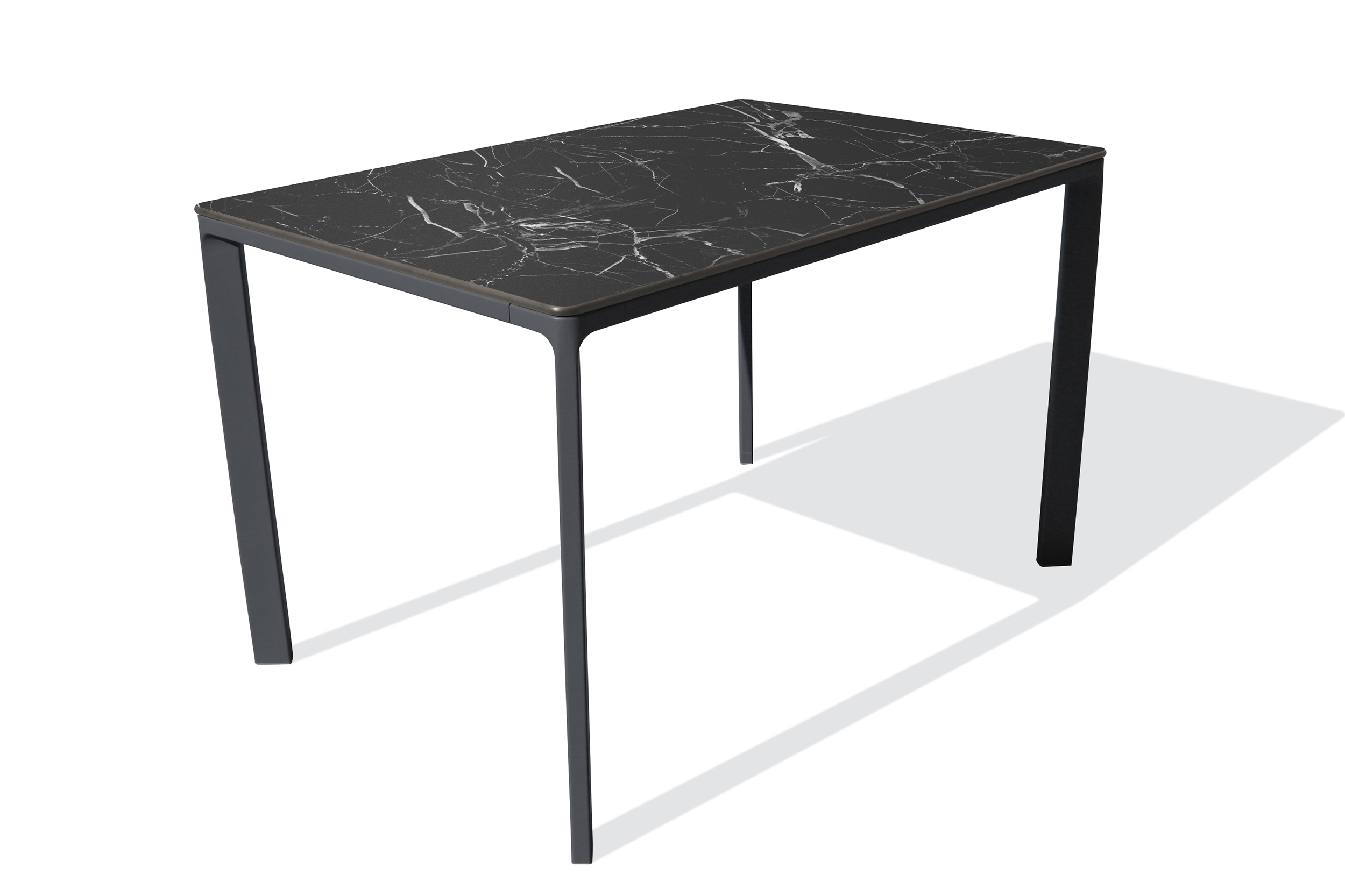 Table de jardin 4 places en aluminium laqué et peinture Epoxy noire