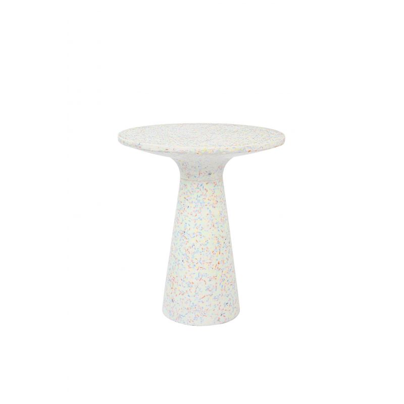 table basse design en plastique multicolore